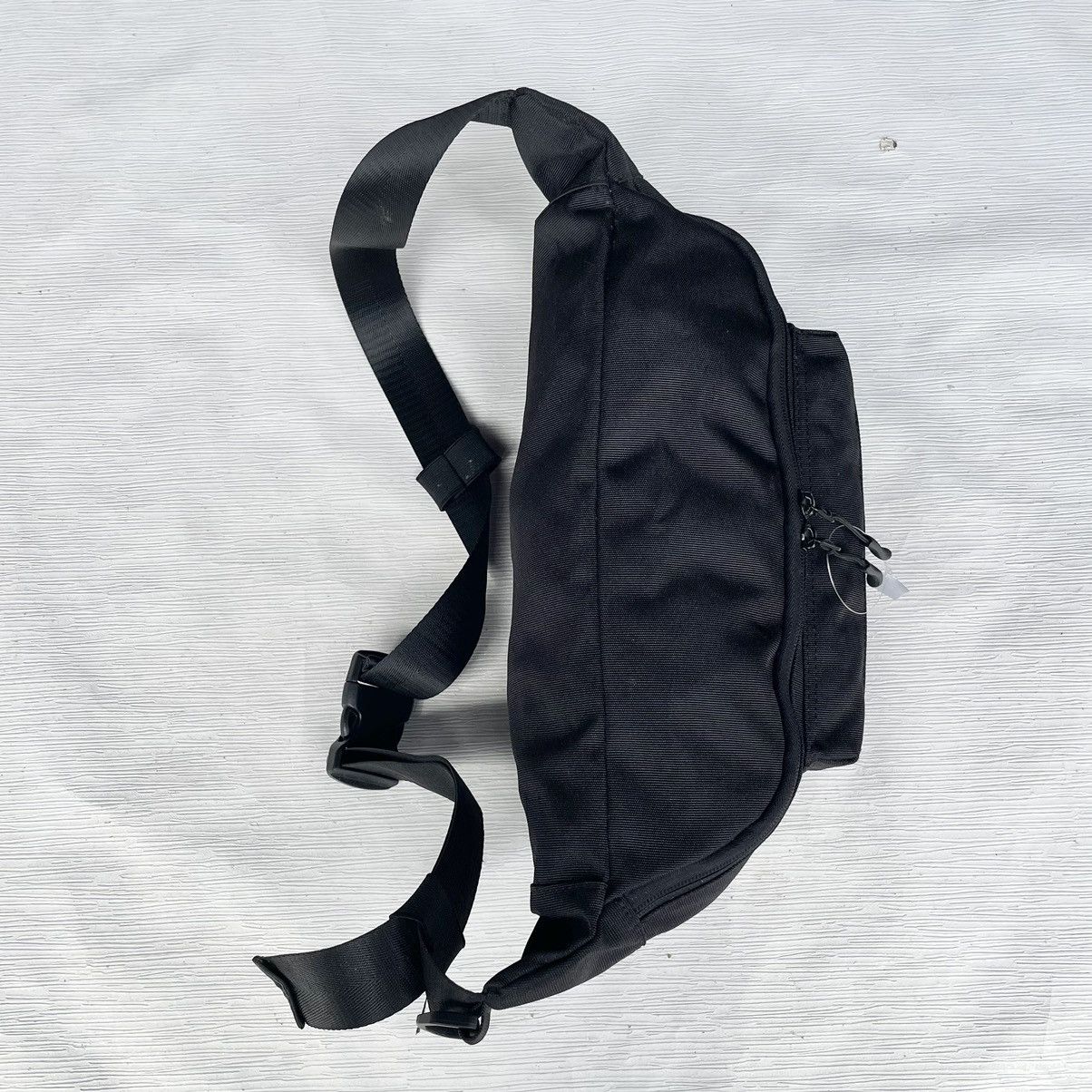 Japanese Brand Oversized Black Crossbody/Waist Bag Street Style Size ONE SIZE - 5 Thumbnail