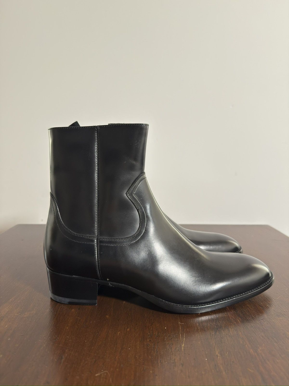 Saint Laurent Paris Brand new Wyatt Boots Size US 7.5 / EU 40-41 - 1 Thumbnail