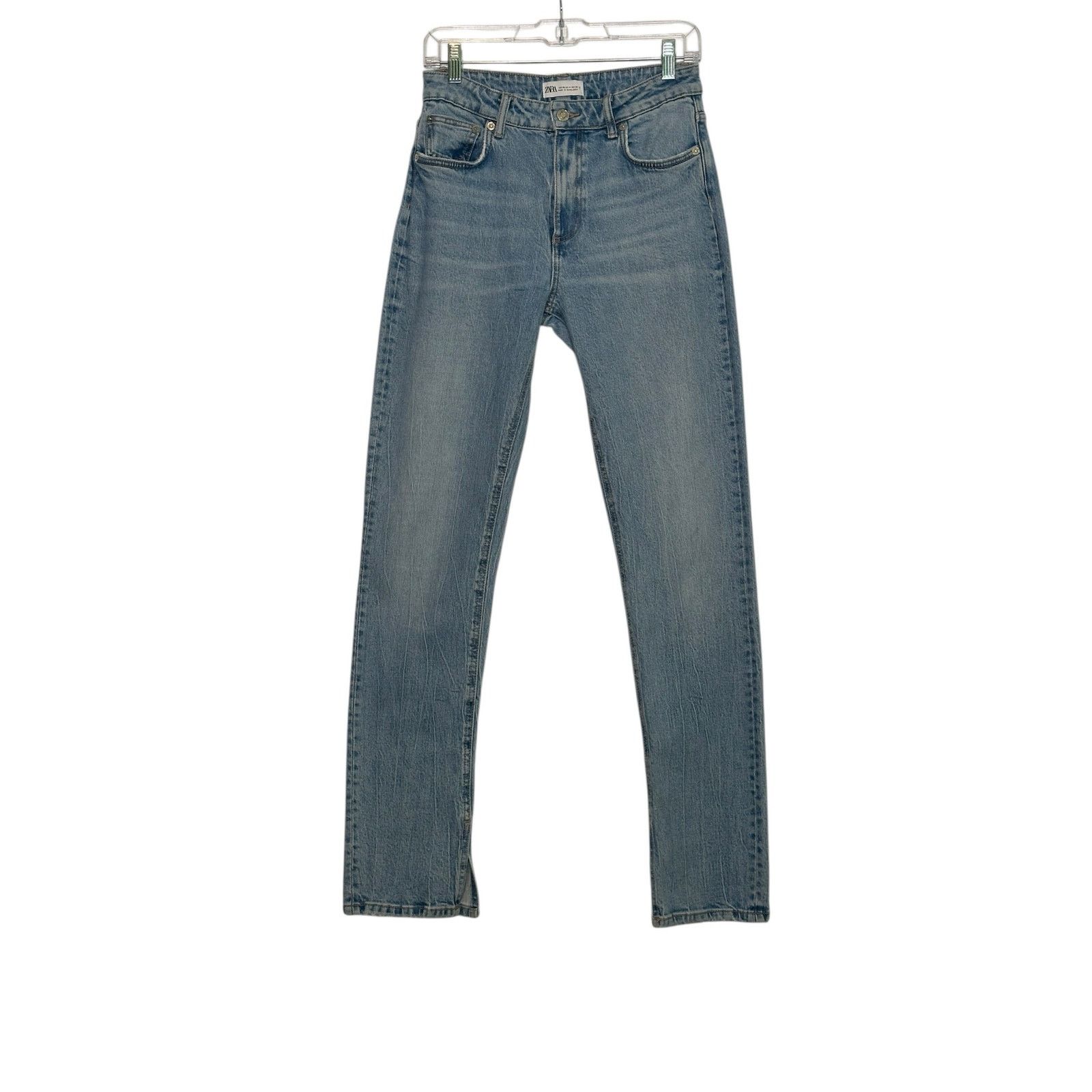 Zara Zara light wash straight legs jeans size 4 Size 27" / US 4 / IT 40 - 2 Thumbnail