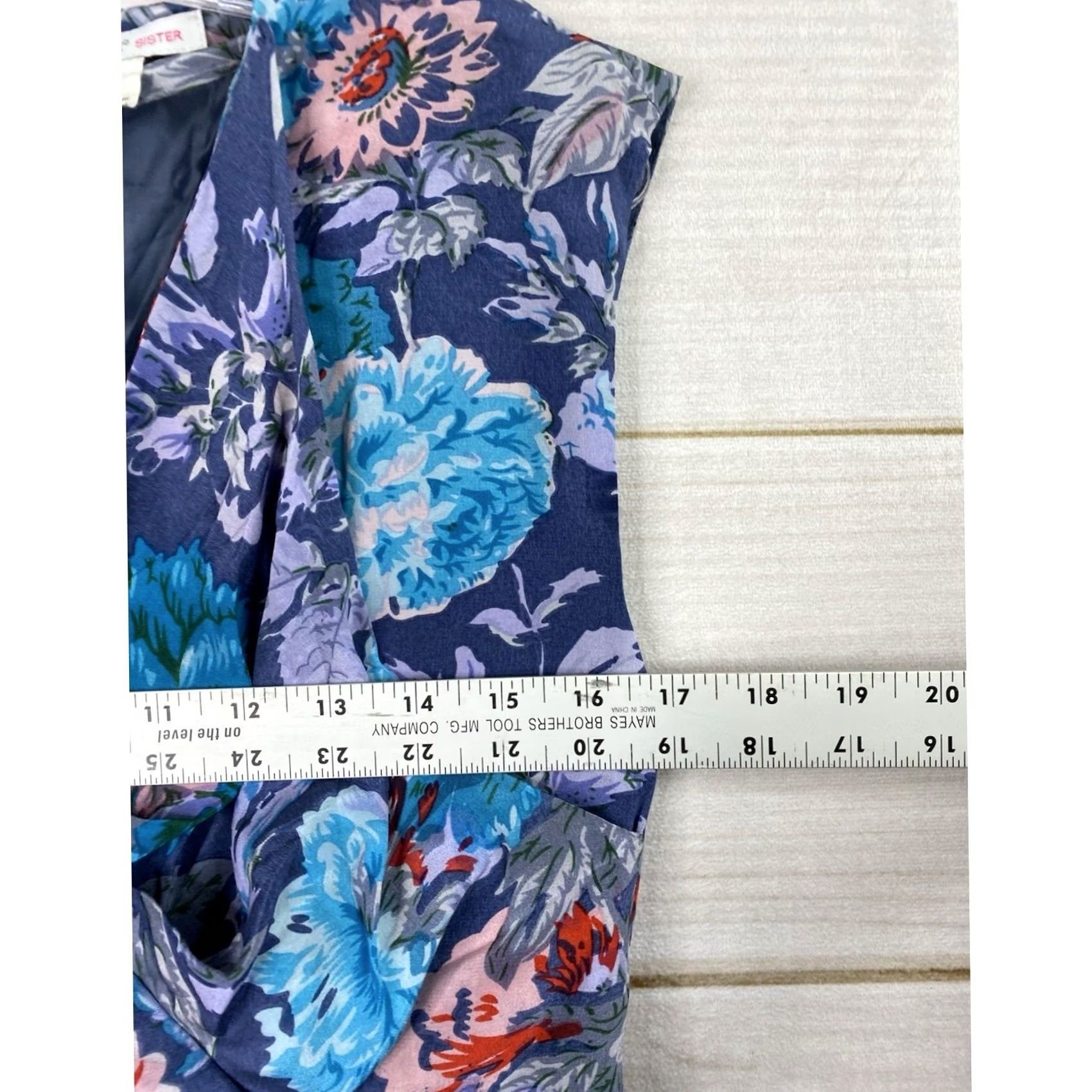 Paul & Joe Paul & Joe Sister Dress Womens 38 M/6 Blue Floral 100% Silk Deep V Neck Boho Sleeveless Knee Length Dress Mens Womens Girls Boys Size M / US 6-8 / IT 42-44 - 7 Thumbnail