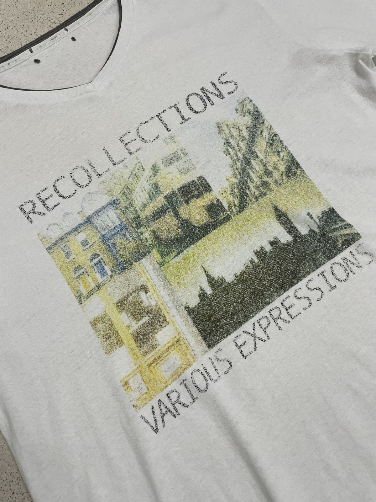 Japanese Brand V Neck Recollections Art Graphic Photo Frame Size US M / EU 48-50 / 2 - 5 Thumbnail