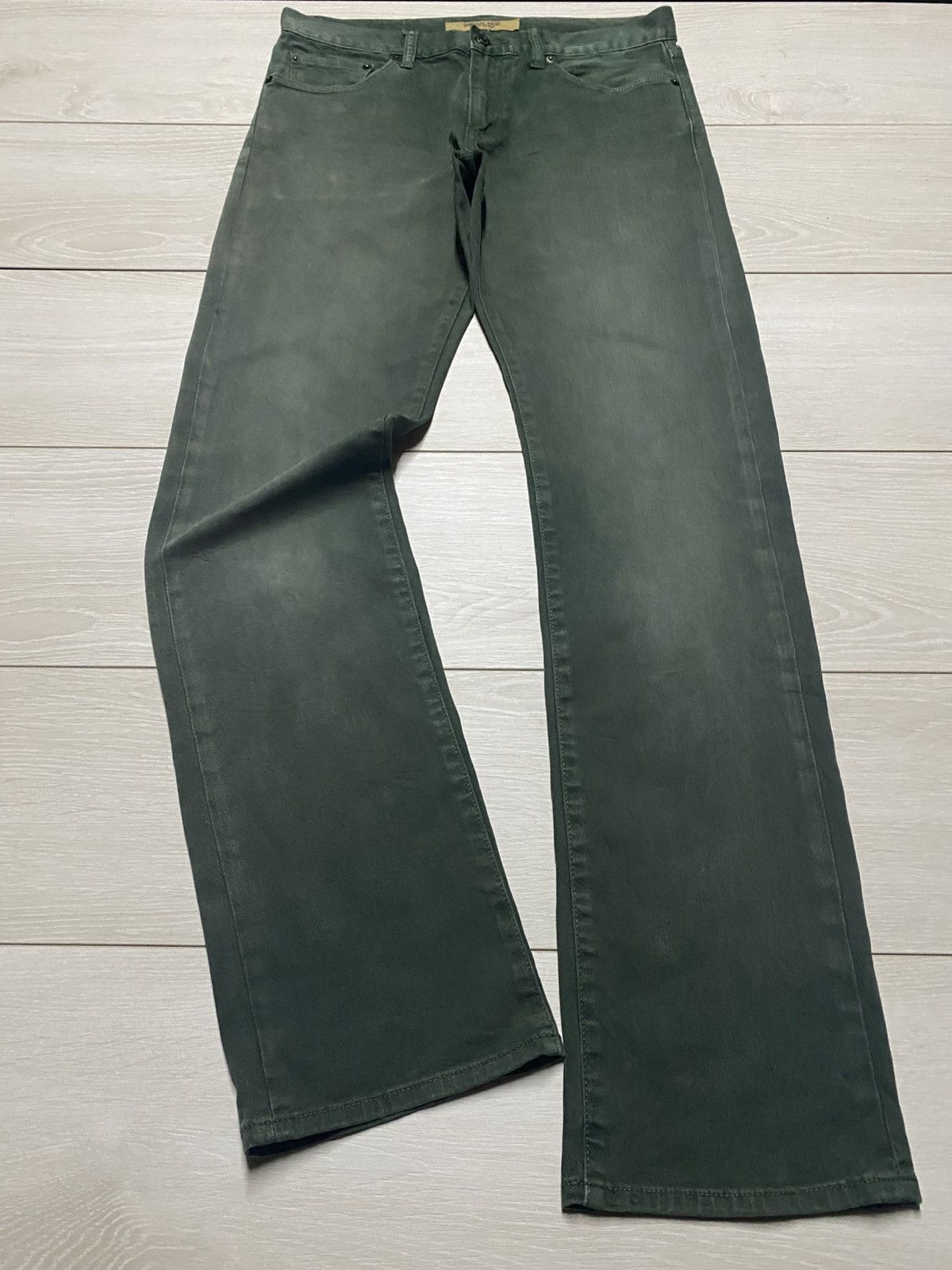 Undercover Vintage Uniqlo S-001 Slim Fit Straight Jeans Size US 32 / EU 48 - 1 Thumbnail