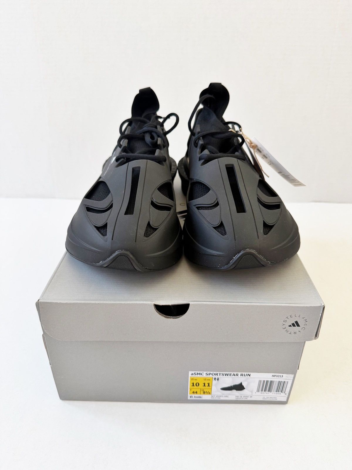 Adidas × Stella McCartney ADIDAS x STELLA MCCARTNEY SPORTSWEAR RUN SHOES. MSRP: $280 Size US 10 / EU 43 - 2 Thumbnail