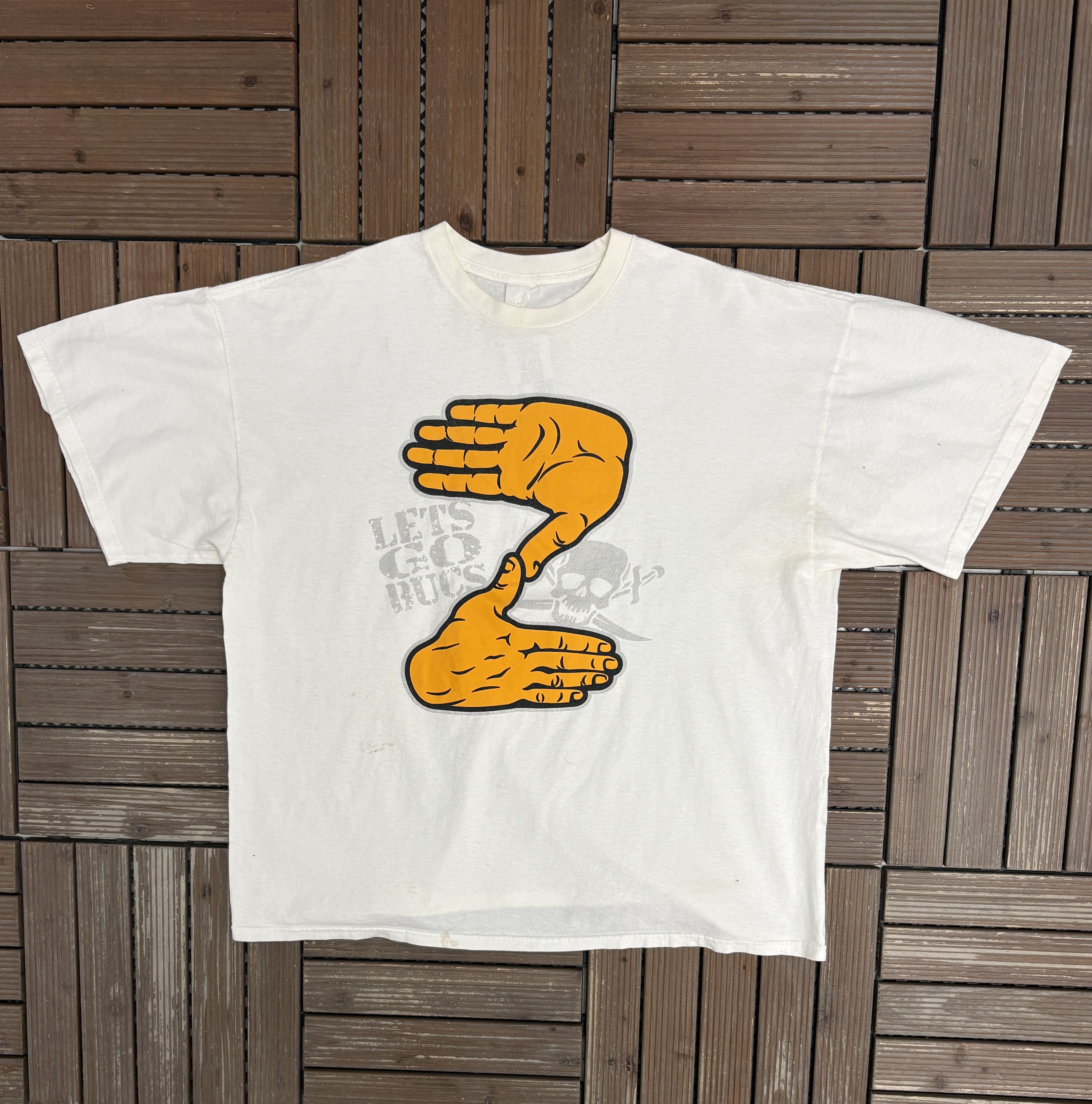Vintage Tampa Bay Bucacaneers Lets Go Bucs Vintage White Tee Size US XL / EU 56 / 4 - 1 Thumbnail