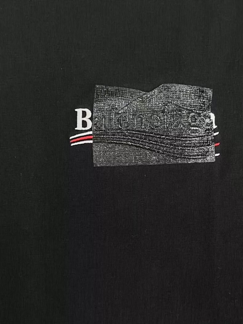 Balenciaga Balenciaga Solid logo print shaded crew neck short sleeve Size US S / EU 44-46 / 1 - 3 Thumbnail