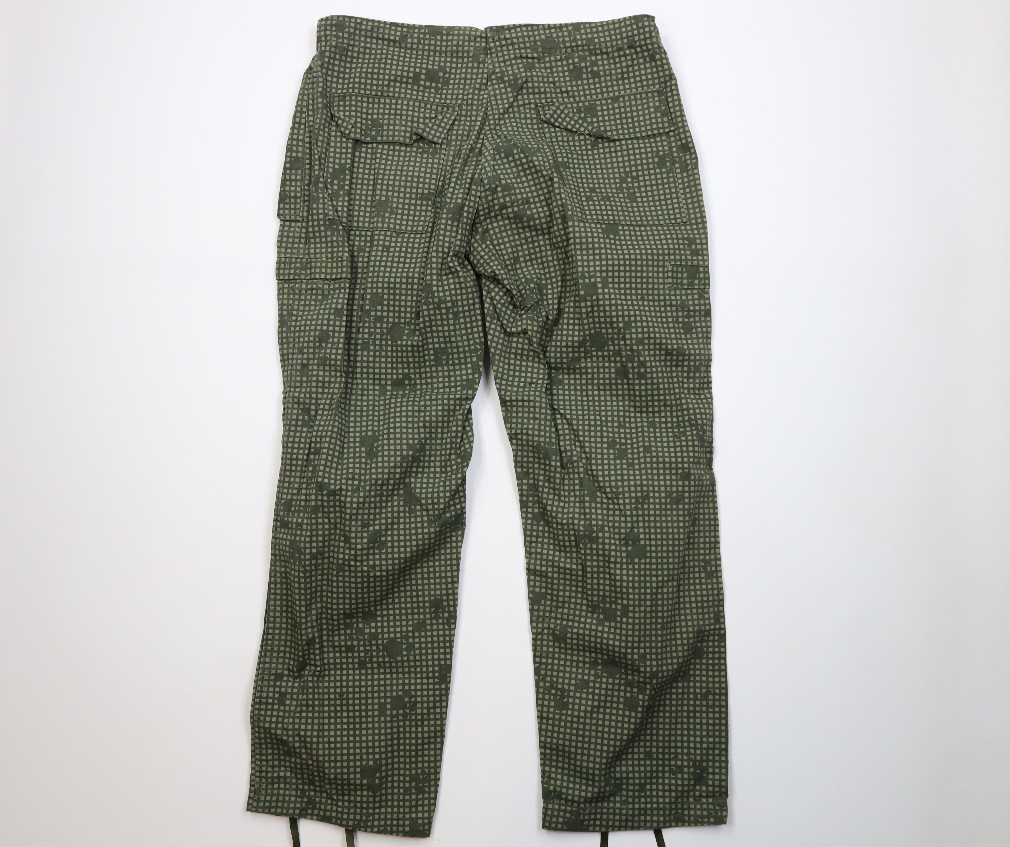 Vintage Vintage 80s USGI Style Wide Leg Skateboard Cargo Pants USA Size US 34 / EU 50 - 10 Thumbnail