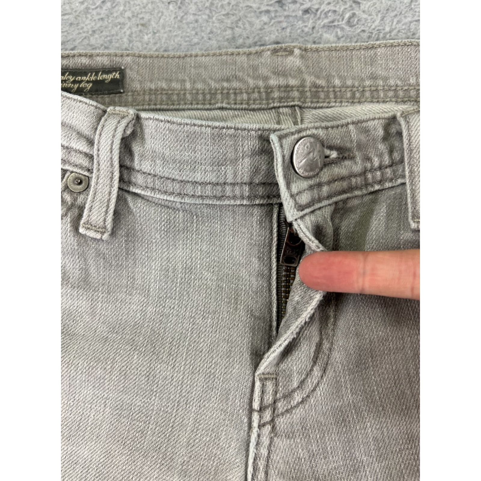 Citizens Of Humanity Citizens of Humanity Ingrid Jeans Women 29 Gray Denim Ankle Skinny 5-Pocket Distressed Modern American Western Cigarettes? Size 29" - 5 Thumbnail