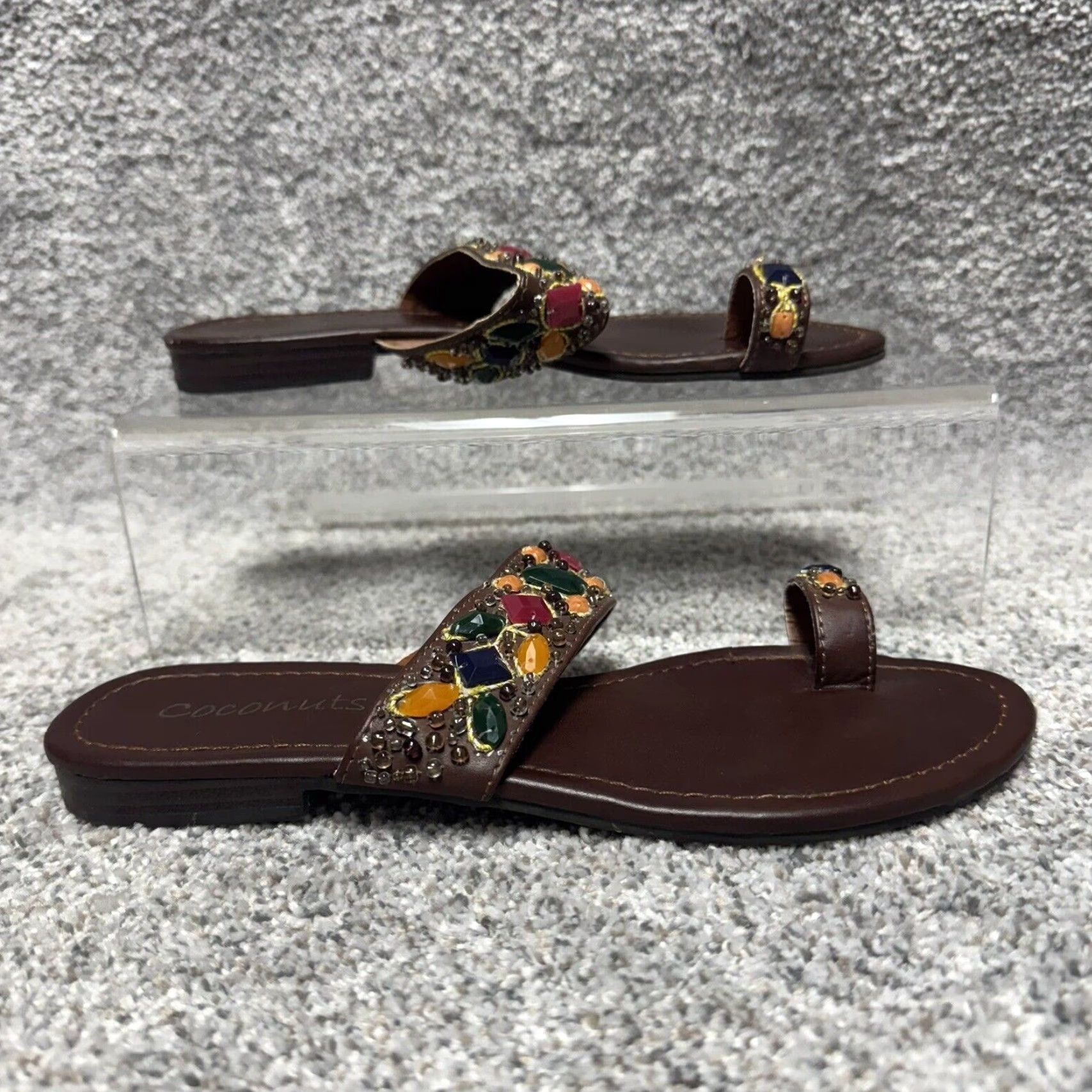 Vintage VINTAGE Coconuts Sandal Women's Slide 8 Brown Toe Ring Embellished Jeweled Bohemian Whimsigoth 90s Vacation Mens? Wait. No gender. End with Womens. Size US 8 / IT 38 - 4 Thumbnail