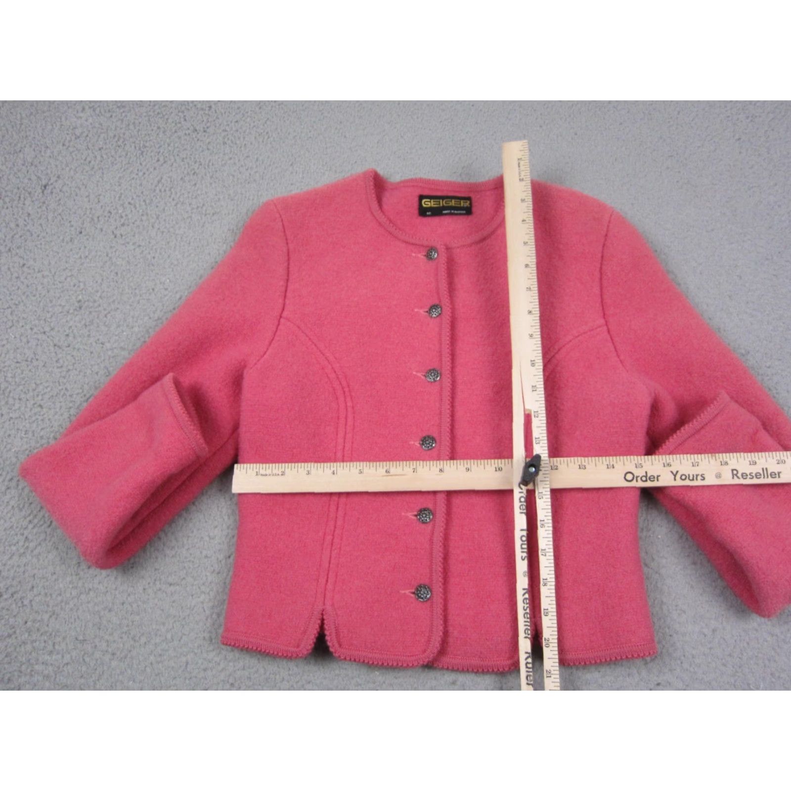 Vintage VINTAGE Geiger Cardigan Womens L Pink Wool Button Front Crew Neck 90s Austria Sweater Ladies Size L / US 10 / IT 46 - 7 Thumbnail