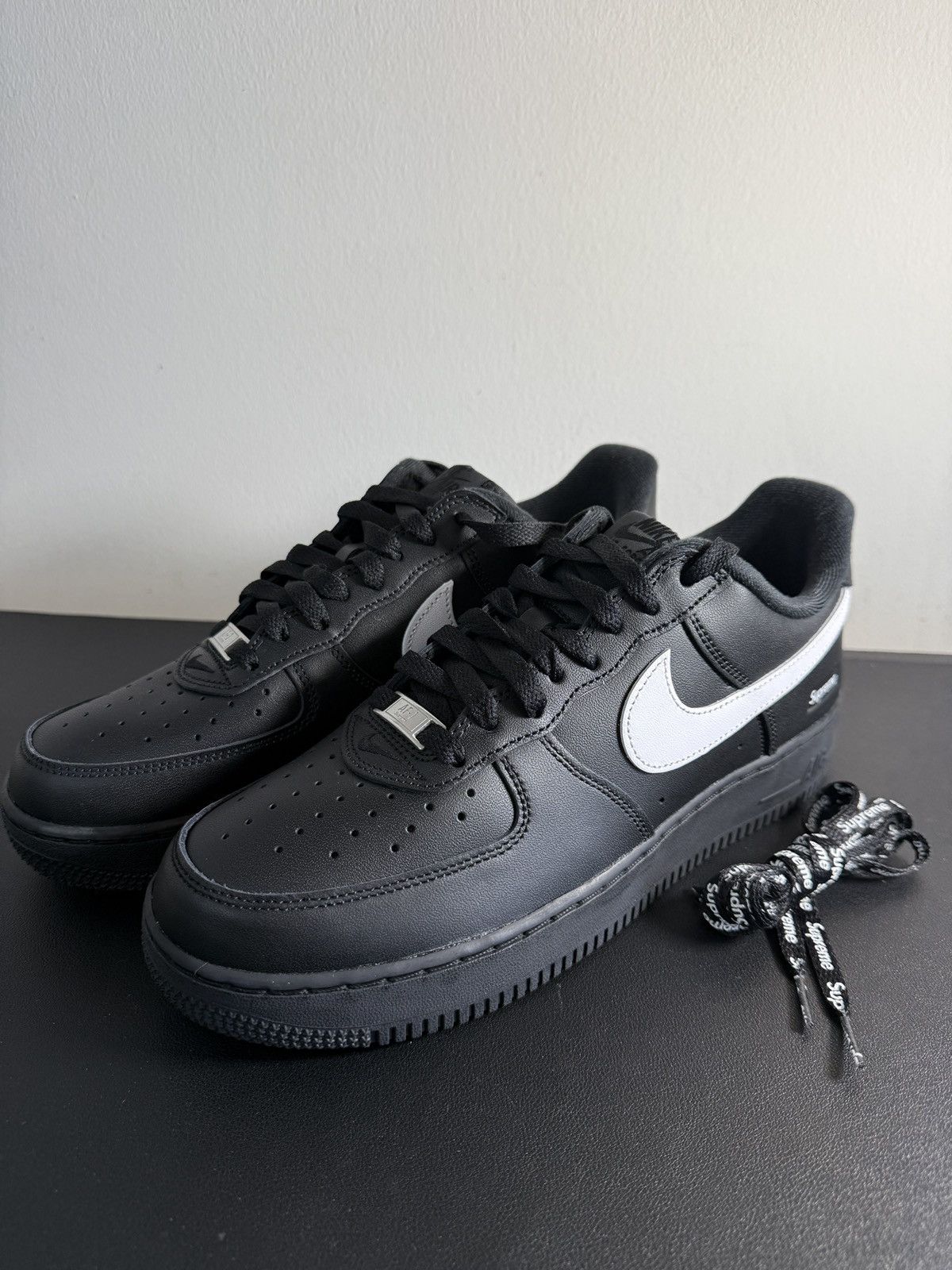 Nike × Supreme Brand New Black Supreme Nike Air Force Ones Size US 8.5 / EU 41-42 - 3 Thumbnail