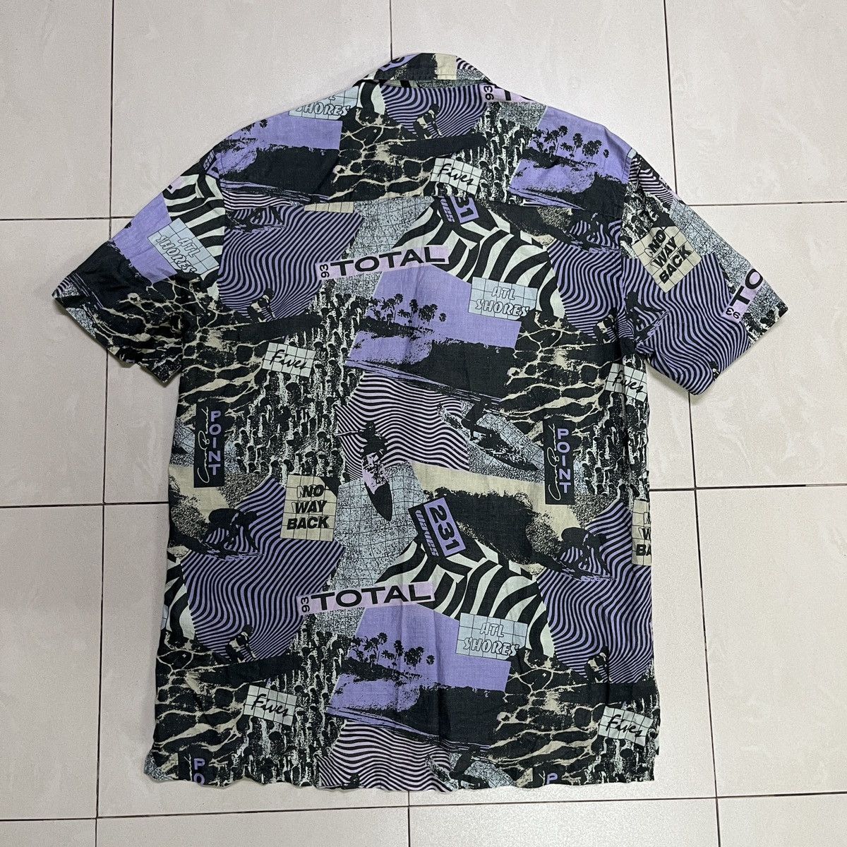 Topman Hawaiian Graphic Allover Print Shirt Size US S / EU 44-46 / 1 - 9 Thumbnail