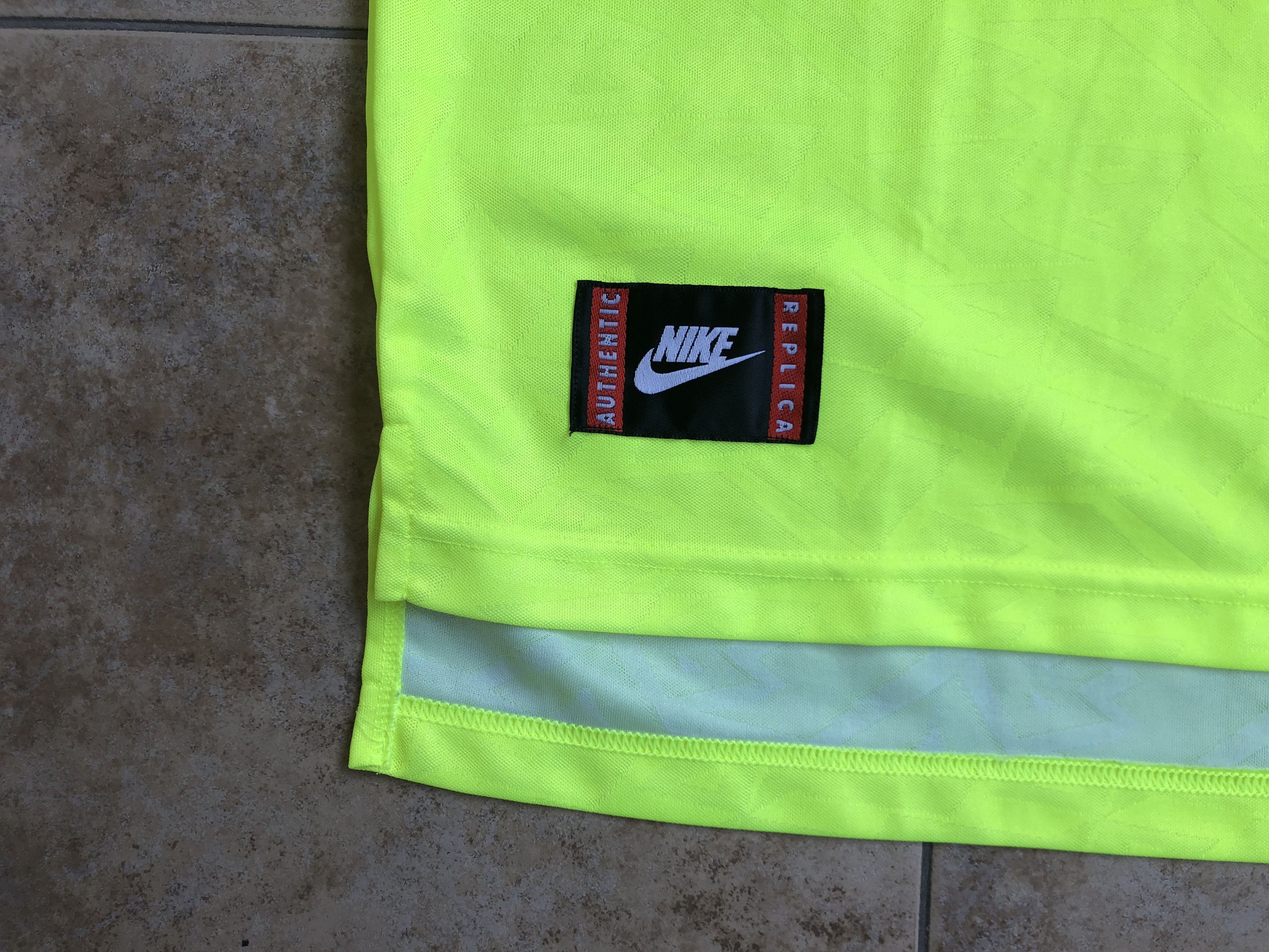 Nike Borussia Dortmund Home Football Shirt 1995-1996 #18 Ricken Size US L / EU 52-54 / 3 - 2 Thumbnail