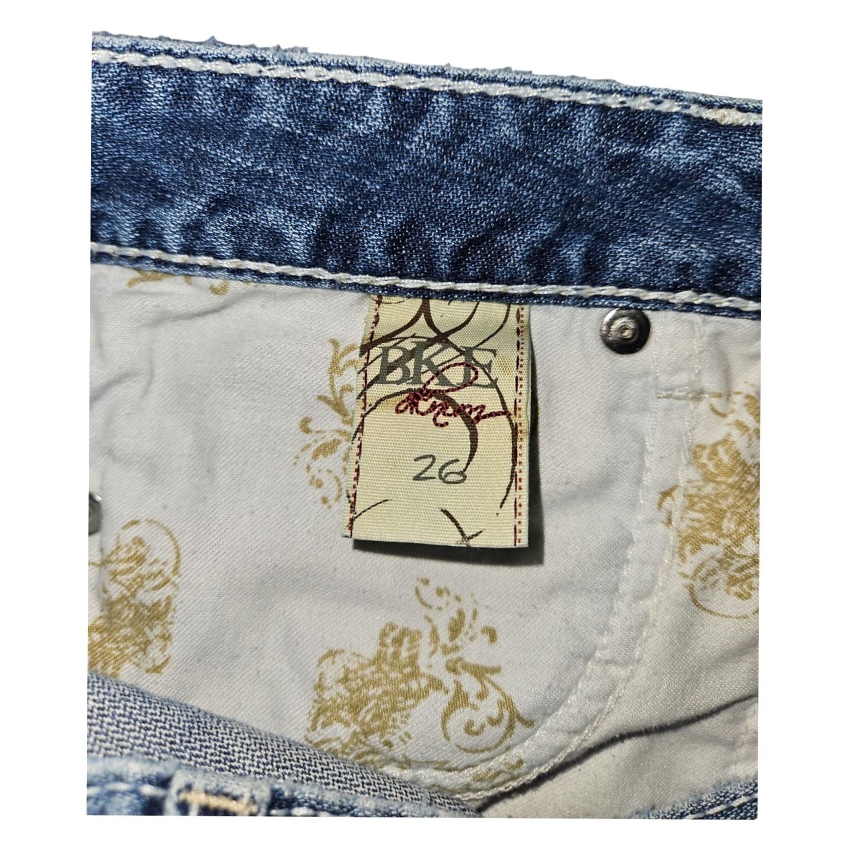 Vintage VINTAGE Buckle Bermuda Shorts Women's 26 Blue Denim Embroidered Distressed 5-Pocket Low Rise Inseam 15in Cotton Machine Washable Size 26" / US 2 / IT 38 - 2 Thumbnail