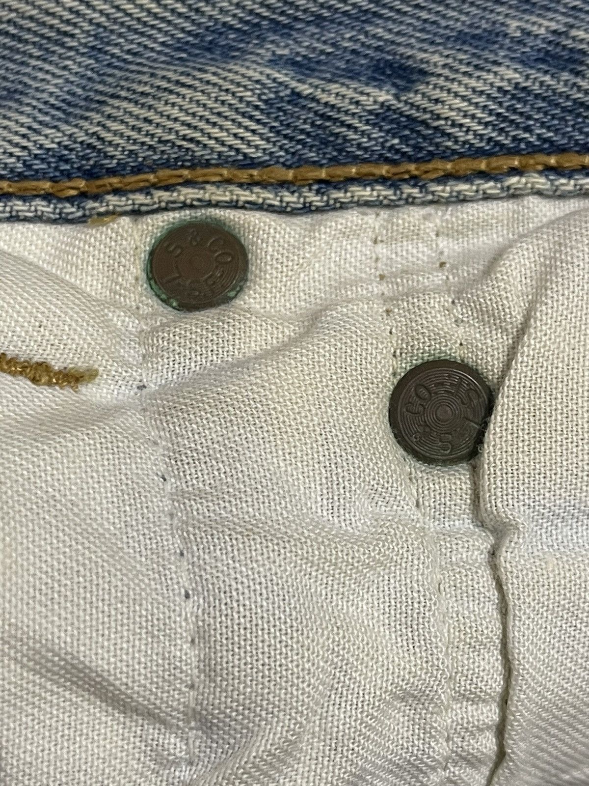 Levi's Vintage Levis Classic Mud Wash Distress Style Jeans Size US 31 - 10 Thumbnail