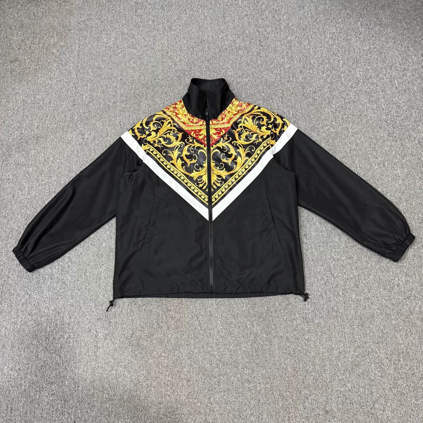 Versace Versace allover Baroque jacket unused 44M Size US S / EU 44-46 / 1 - 1 Thumbnail