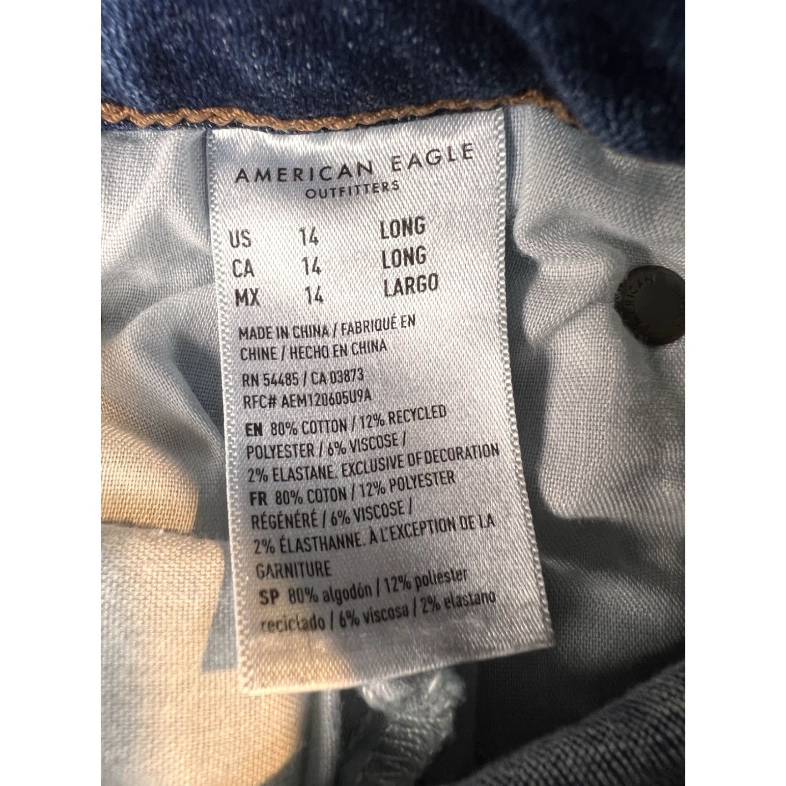 American Eagle Outfitters American Eagle Outfitters Jeans Womens 14 Blue Low-Rise Flare Dark Wash Denim Boho 90s Hipster Bohemian Jeans Womens Blue 14 Low Rise Flare Jeans Size 36" / US 14 / IT 50 - 4 Thumbnail