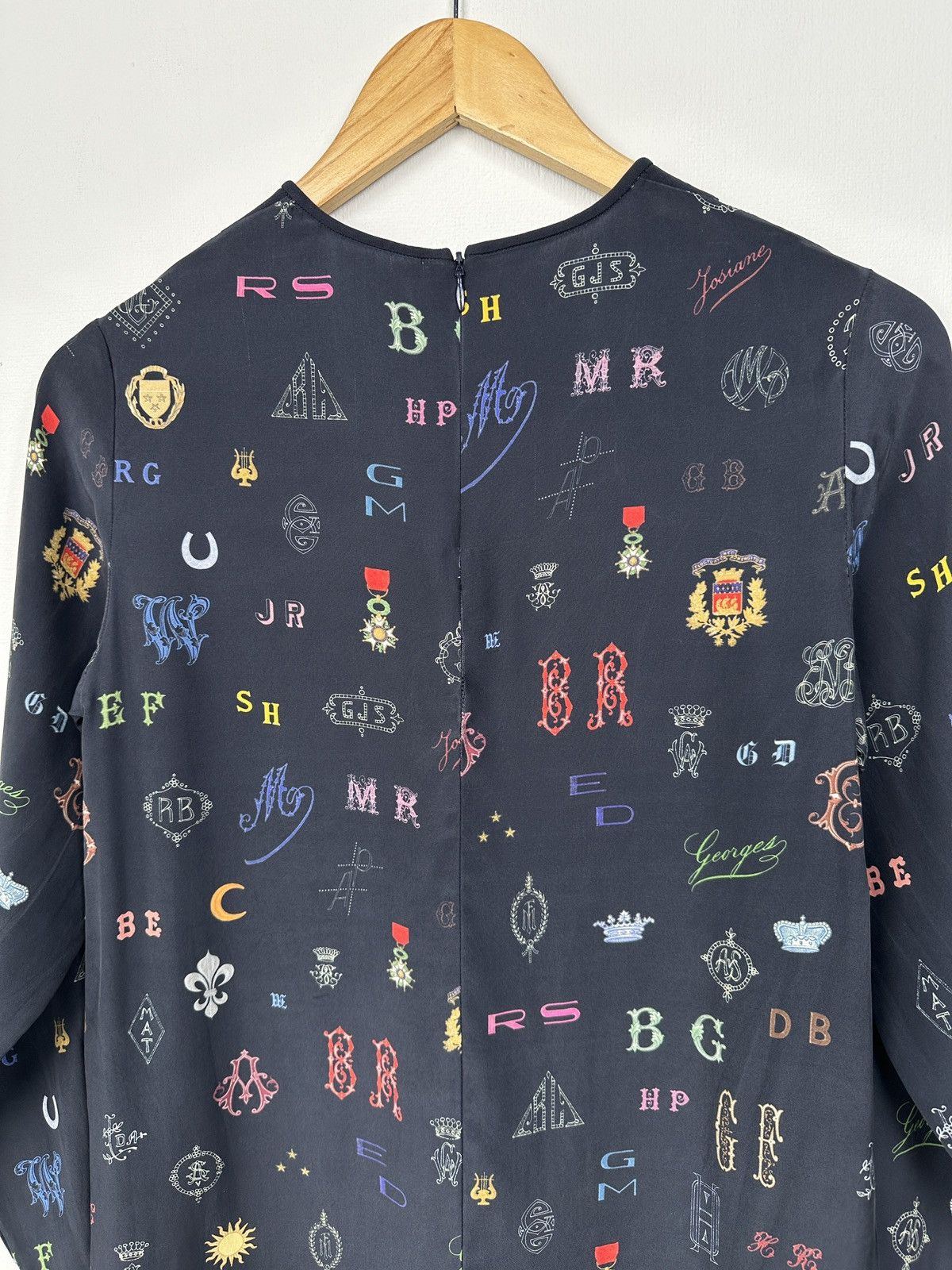 Stella McCartney Stella McCartney 100% Silk Monogram Shirt Dress size 34 Size XXS / US 00 / IT 34 - 8 Thumbnail