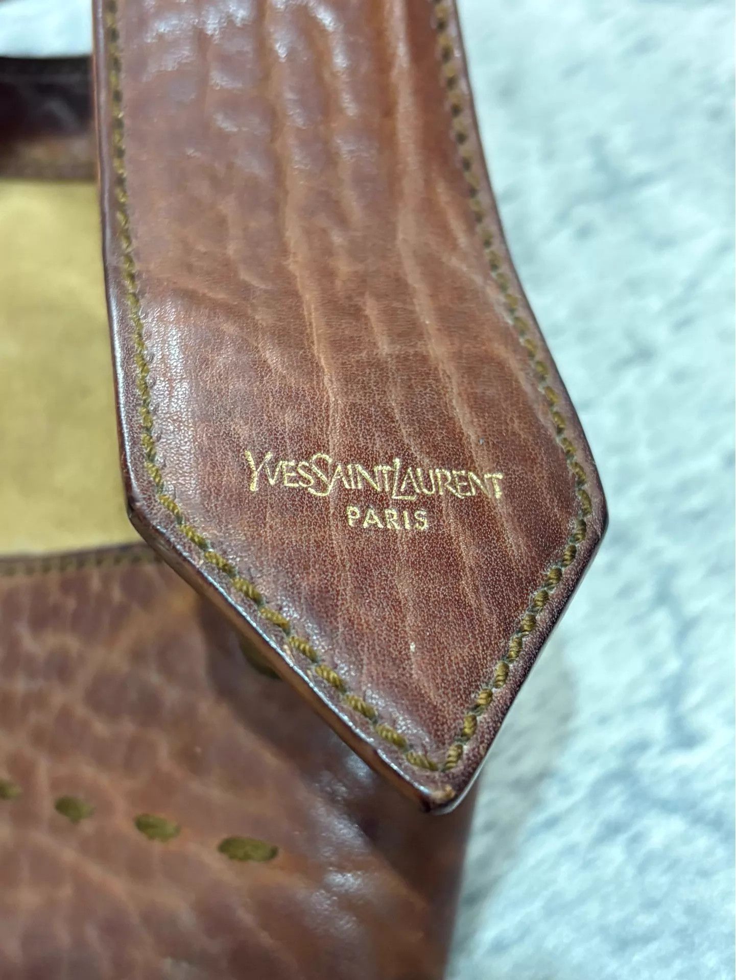 Yves Saint Laurent YSL Vintage Suede Cross Underarm/Shoulder Bag Size ONE SIZE - 4 Thumbnail
