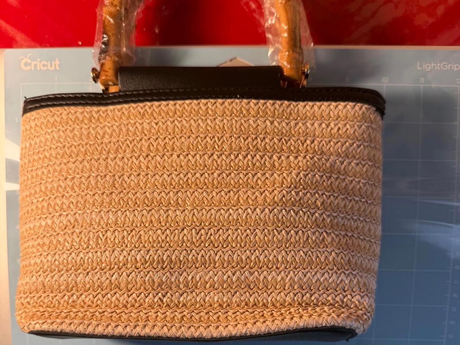 Other Straw Top Handle Bag with Bamboo Handle Size ONE SIZE - 2 Thumbnail