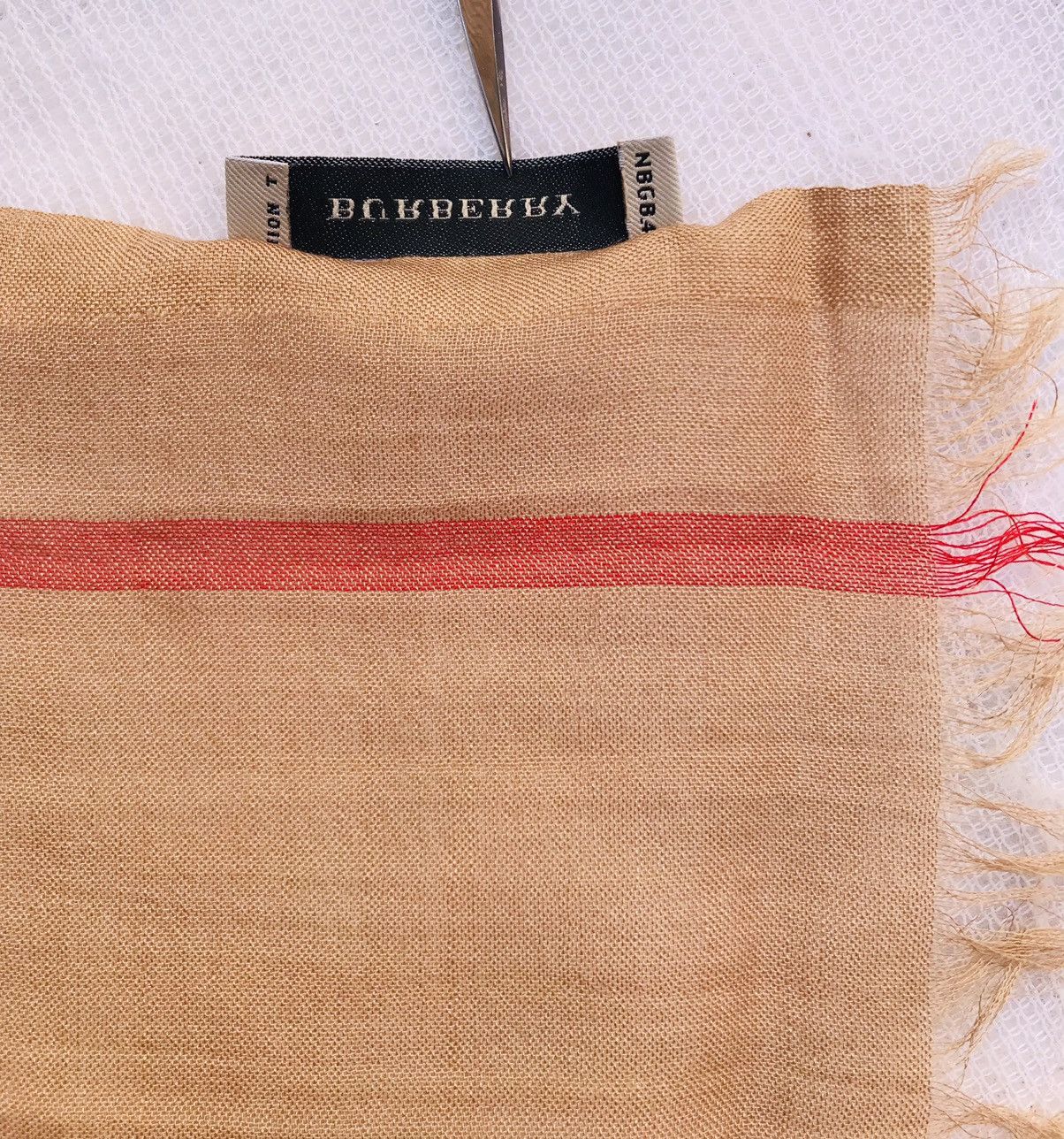 Burberry Burberry Light Nova Check Scarf Shawl Wrap Plaid Wool Silk Size ONE SIZE - 6 Thumbnail