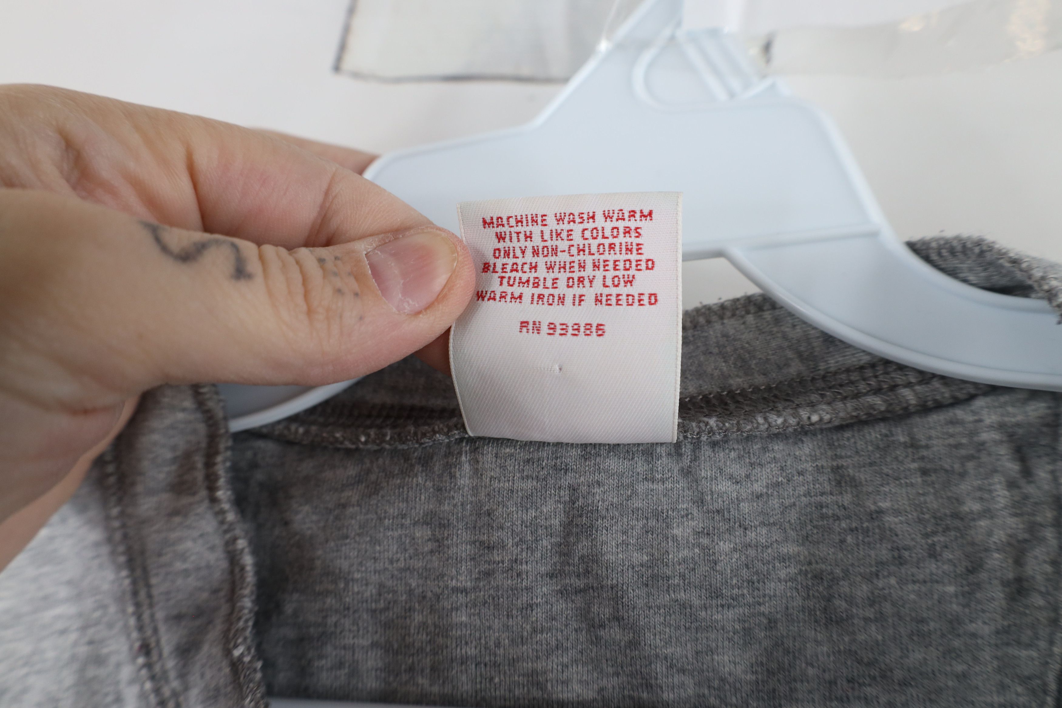 Brooks Brothers × Vintage Vintage 90s Brooks Brothers Long Sleeve Henley T-Shirt Gray Size US L / EU 52-54 / 3 - 6 Thumbnail