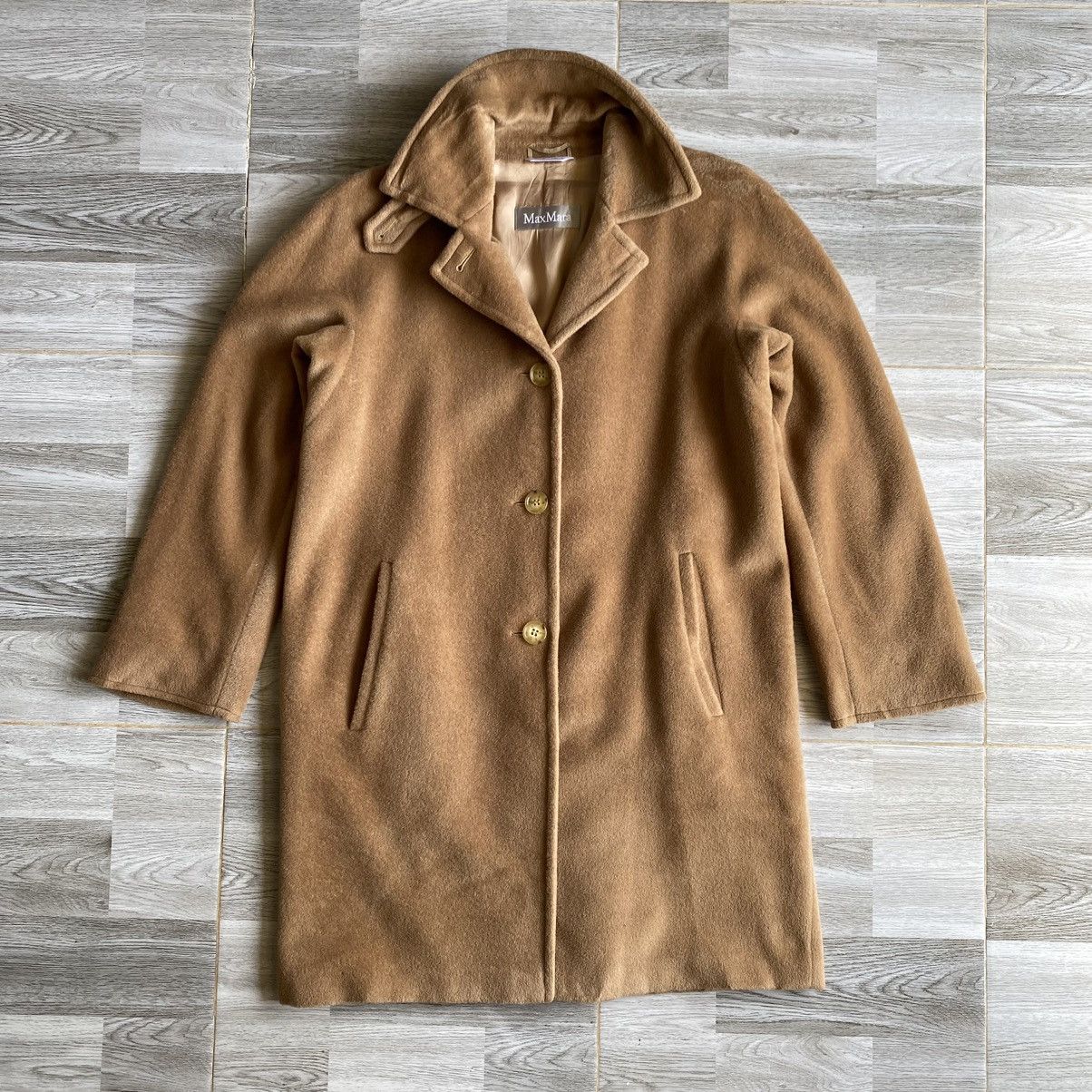 Max Mara Max Mara Wool Coat Jacket Size M / US 6-8 / IT 42-44 - 2 Thumbnail