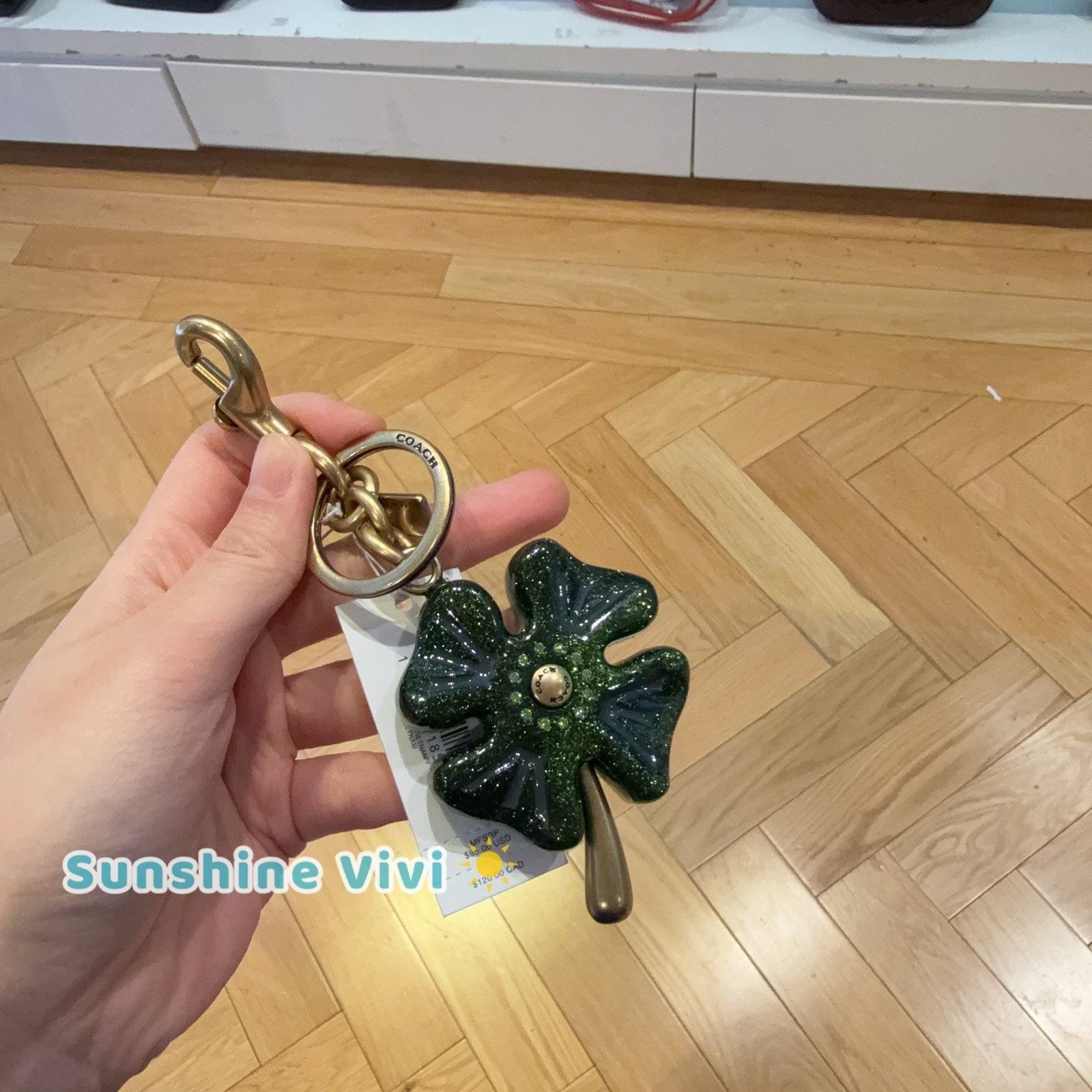 Coach NWT Coach Four Leaf Clover Bag Charm Brass/Green CEA09 Size ONE SIZE - 1 Thumbnail