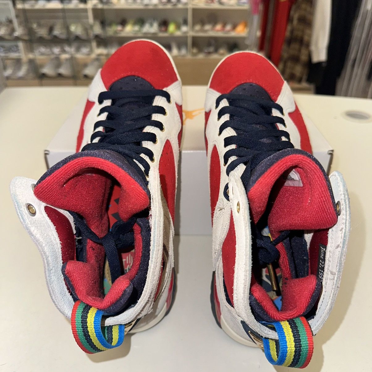 Jordan Brand Size 9 - Jordan 7 Retro x Trophy Room New Sheriff In Town Size US 9 / EU 42 - 3 Thumbnail