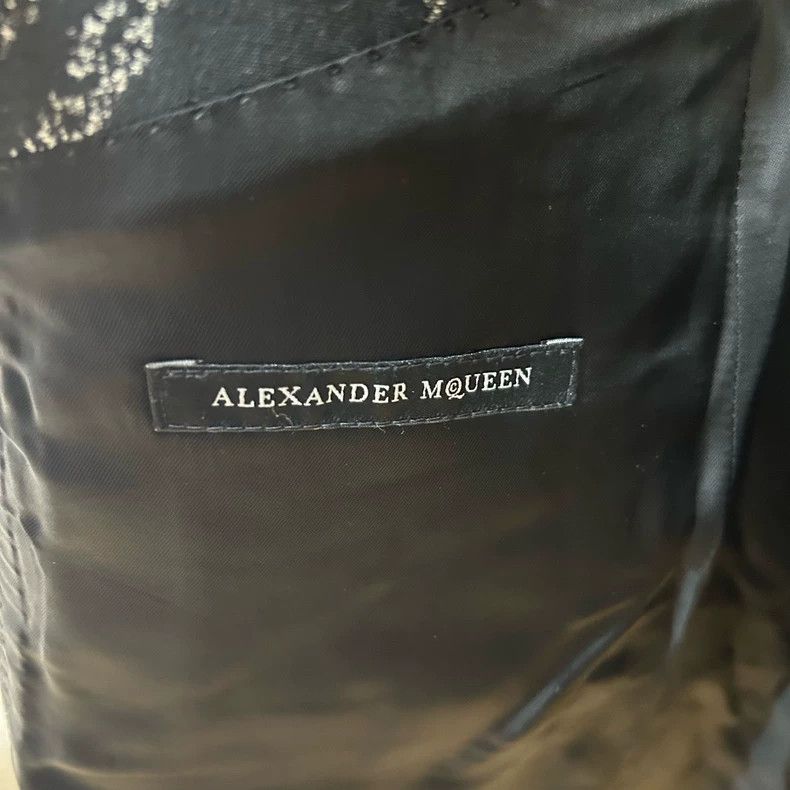 Alexander McQueen Alexander Mcqueen Black graffiti suit Size 50R - 3 Thumbnail