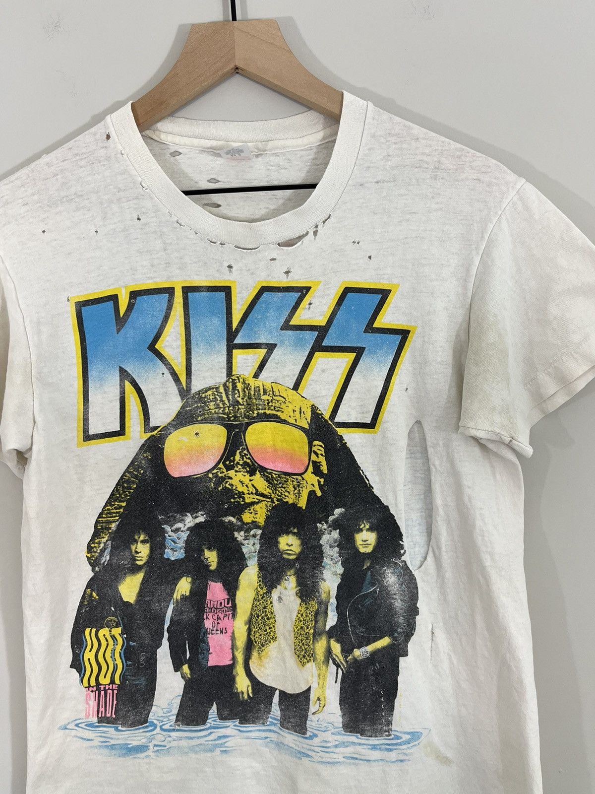 Vintage KISS Thrashed Single Stitch Rare Tour Band Tee Size US M / EU 48-50 / 2 - 2 Thumbnail