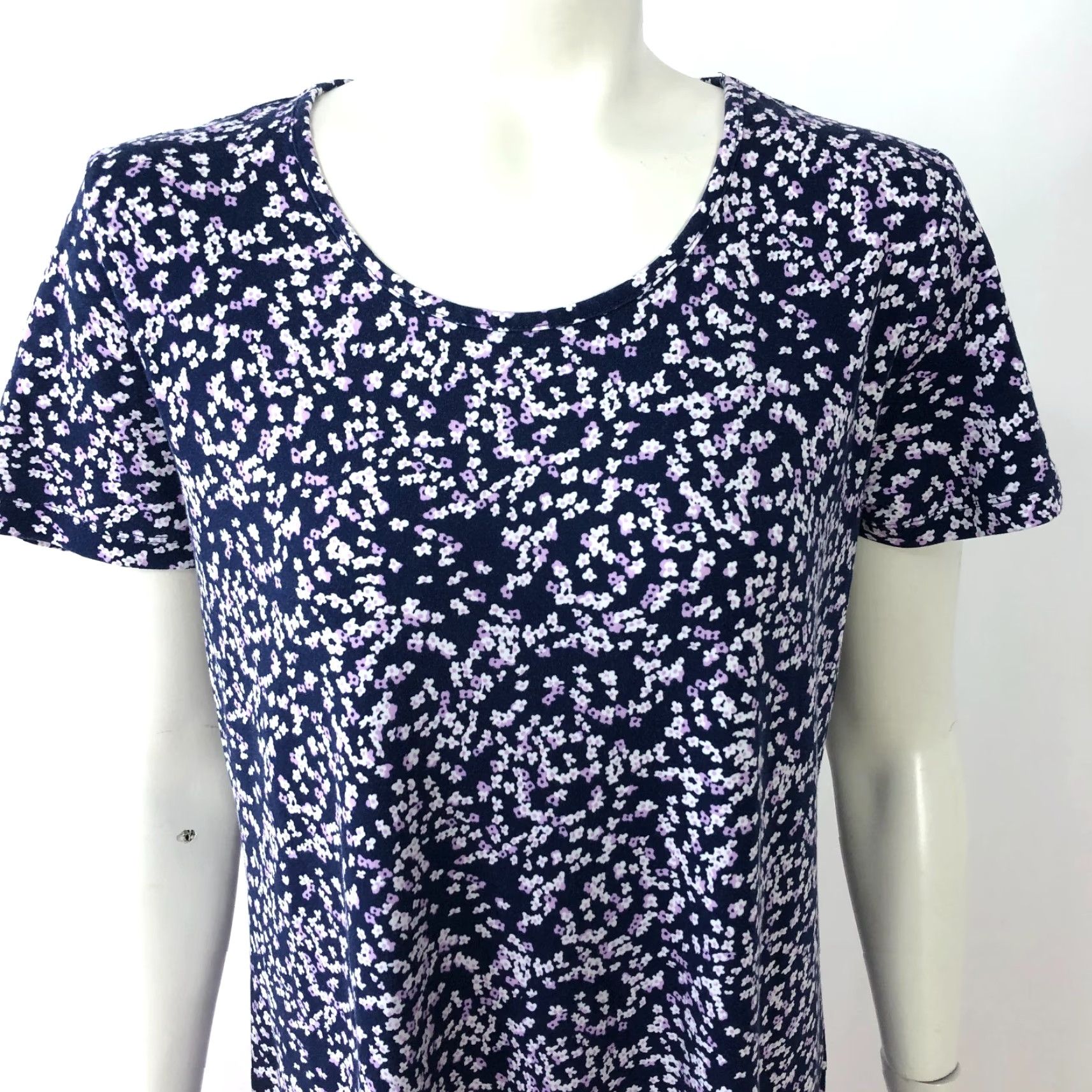 Lands' End Lands' End Dress 10-12 Cotton Midi Below Knee Purple All Over Print Womens Midi Dress Short Sleeve Scoop Neck Casual Brand Lands' End Vintage: No Size L / US 10 / IT 46 - 2 Thumbnail