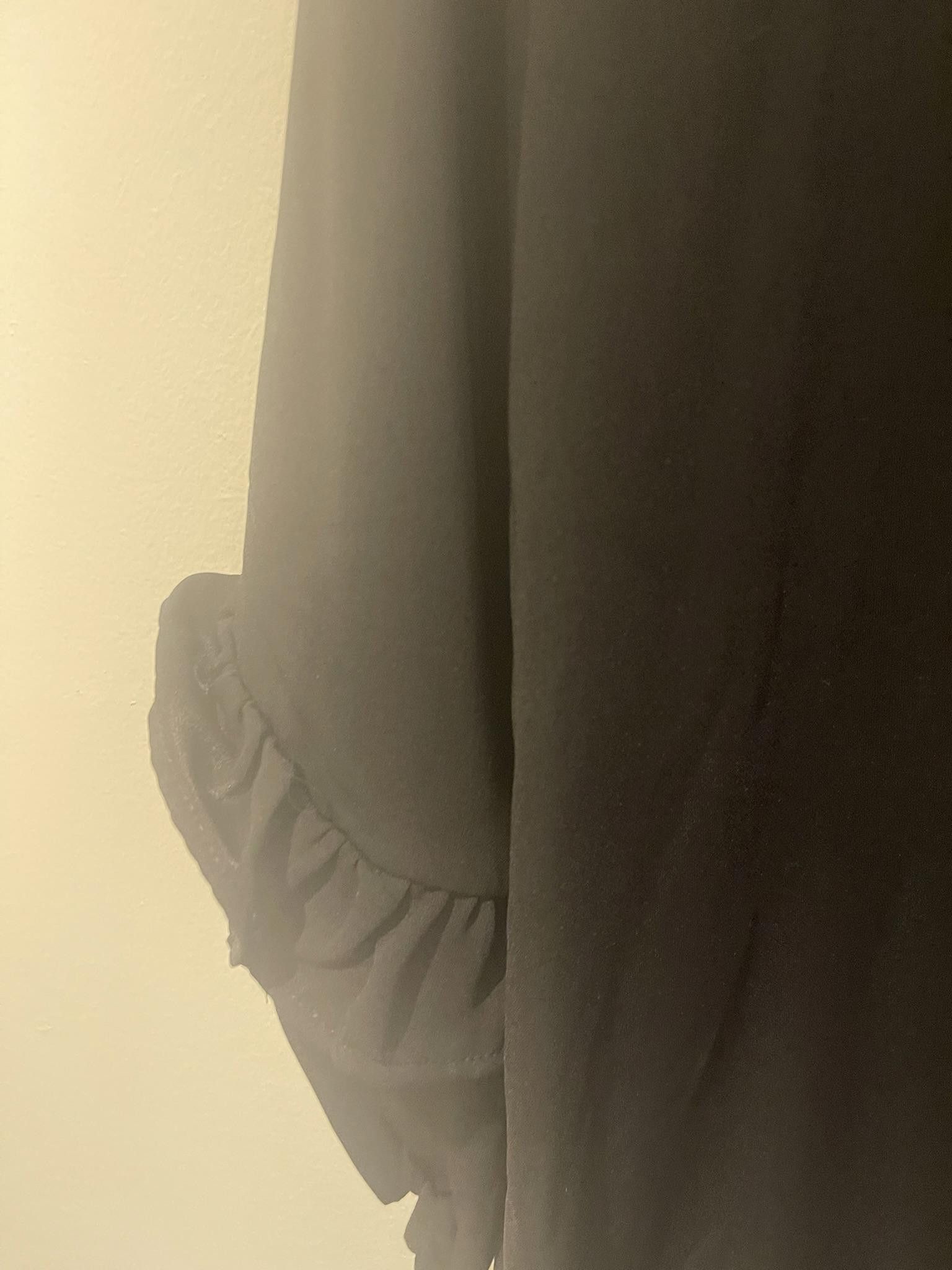 Zara Zara Black Slipover Blouse, with ruffled sleeves Size XXL / US 16-18 / IT 52-54 - 8 Thumbnail
