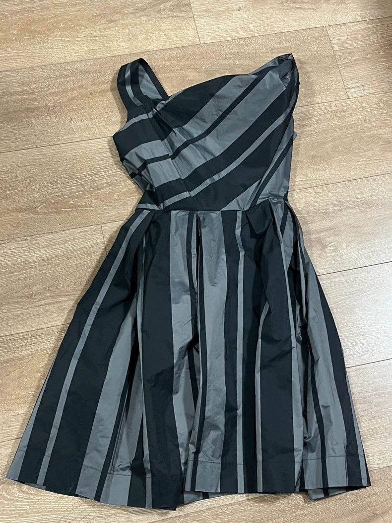 Vivienne Westwood Vivienne Westwood one-piece dress Size L / US 10 / IT 46 - 2 Thumbnail