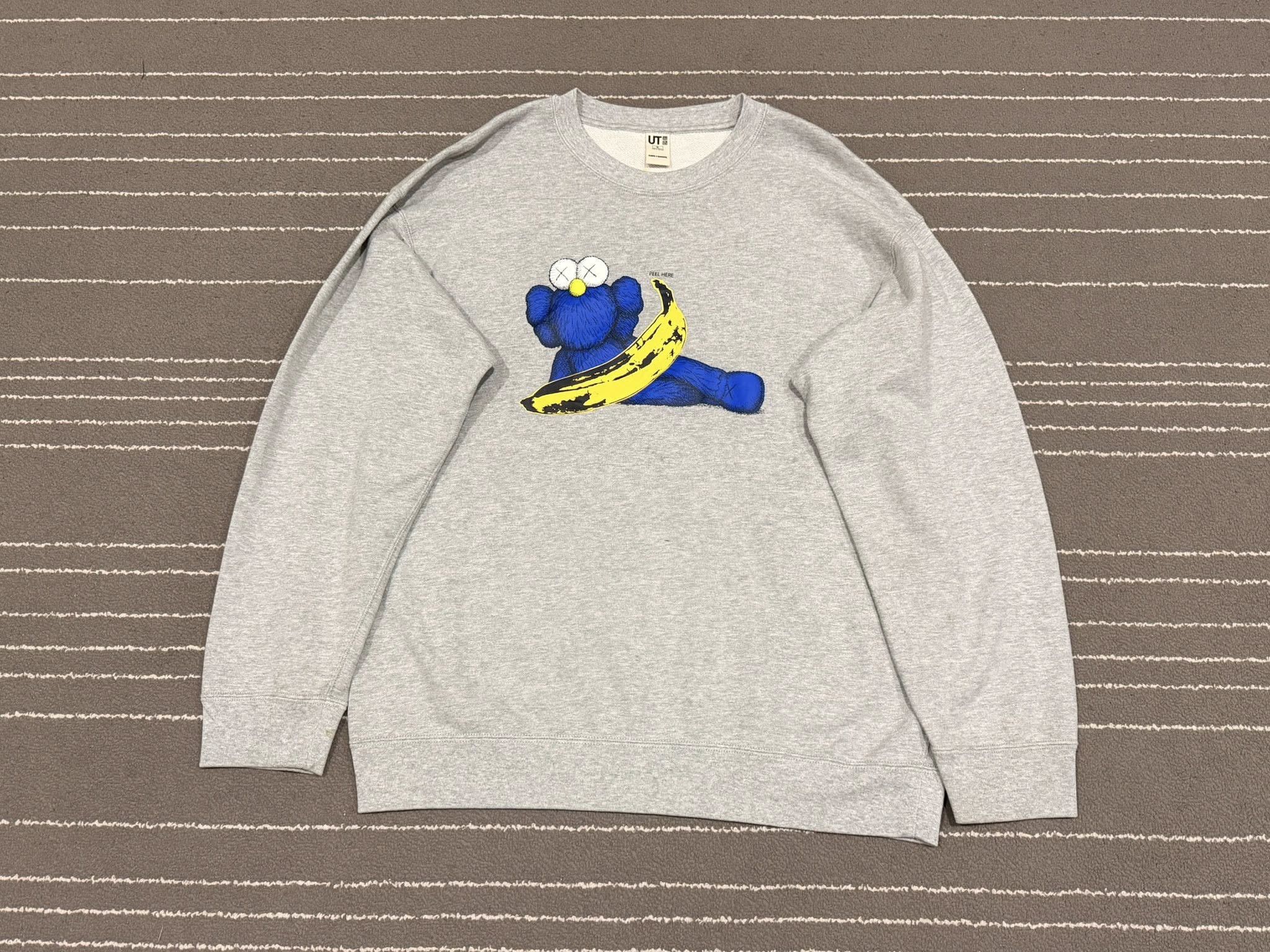 Kaws KAWS + WARHOL X UNIQLO L 3153 Size US L / EU 52-54 / 3 - 1 Thumbnail