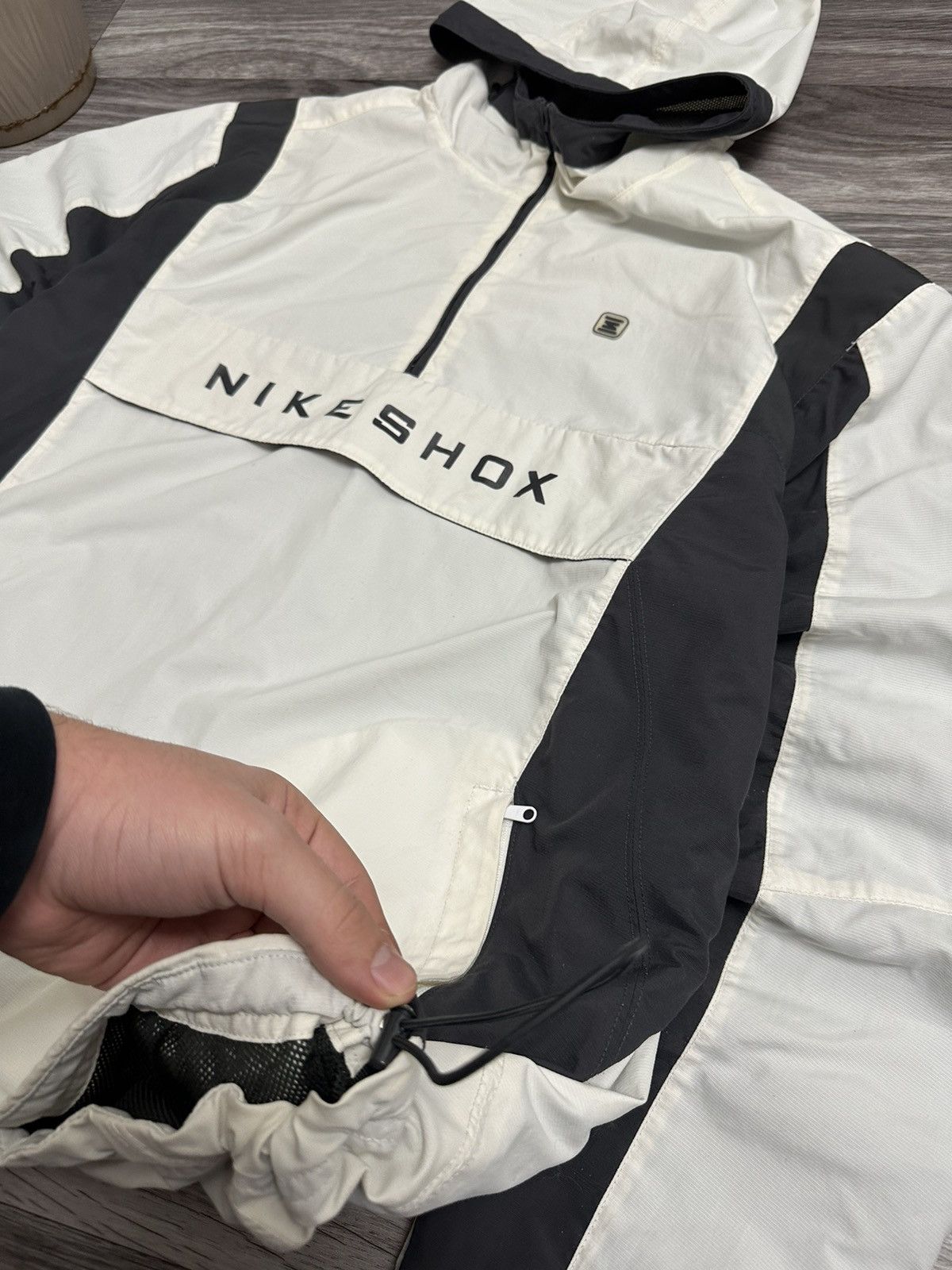 Nike Nike SHOX Tn Vintage 00s Big Logo White Nylon Anorak Size US L / EU 52-54 / 3 - 7 Thumbnail