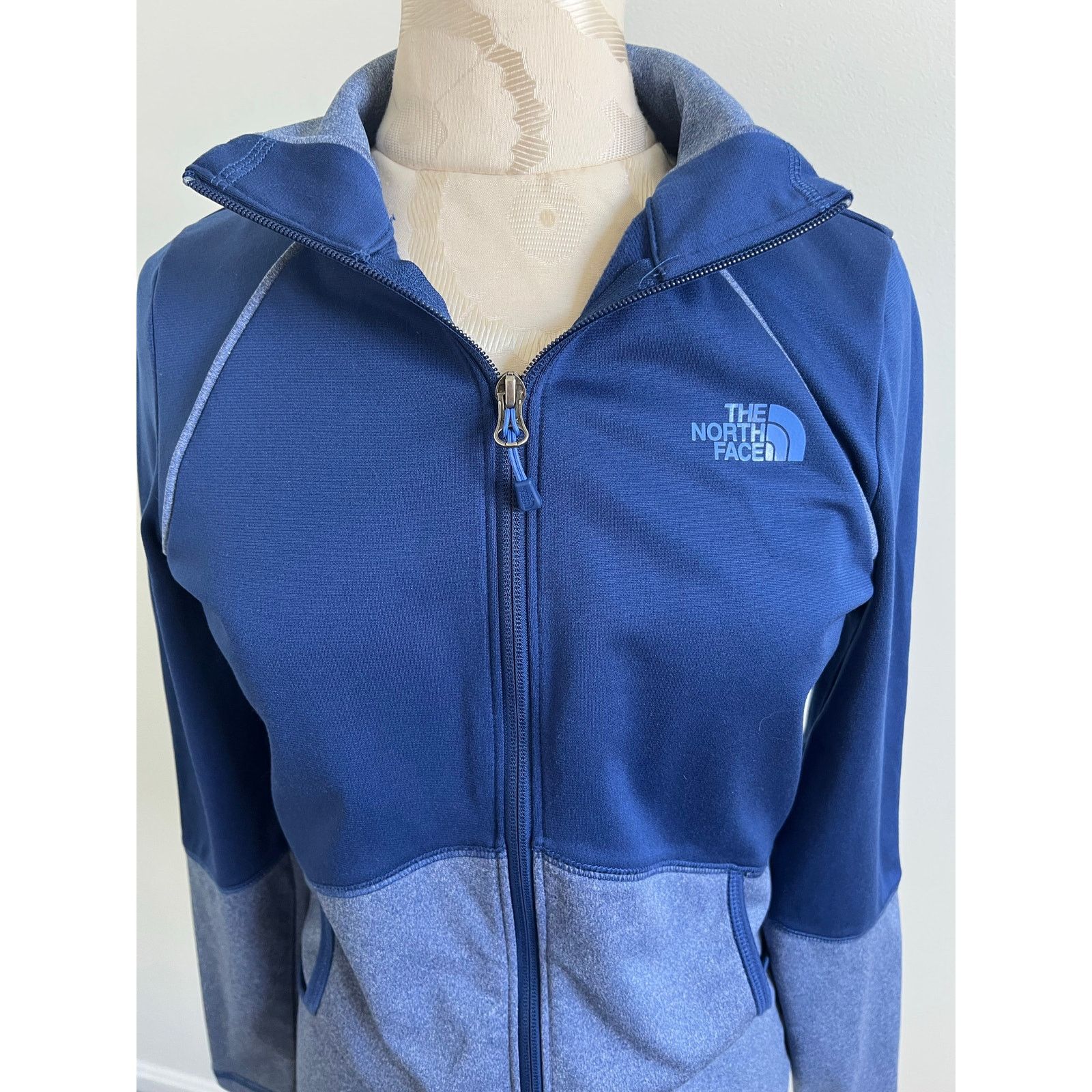The North Face The North Face Blue Softshell Full Zip Athletic Jacket Small Size S / US 4 / IT 40 - 2 Thumbnail