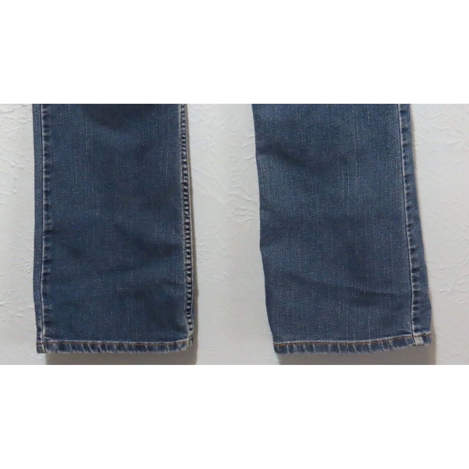 Levi's Levi's 515 Boot Cut Jeans 28x26 Regular Blue Women Adult 10 Denim Stretch Comfort Logo 5-Pocket Mid Rise Vintage No N/A Size 32" / US 10 / IT 46 - 2 Thumbnail