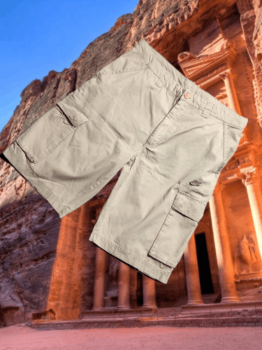 Nike × Vintage 🔥NIKE VINTAGE CARGO SHORTS Size US 34 / EU 50 - 1 Thumbnail