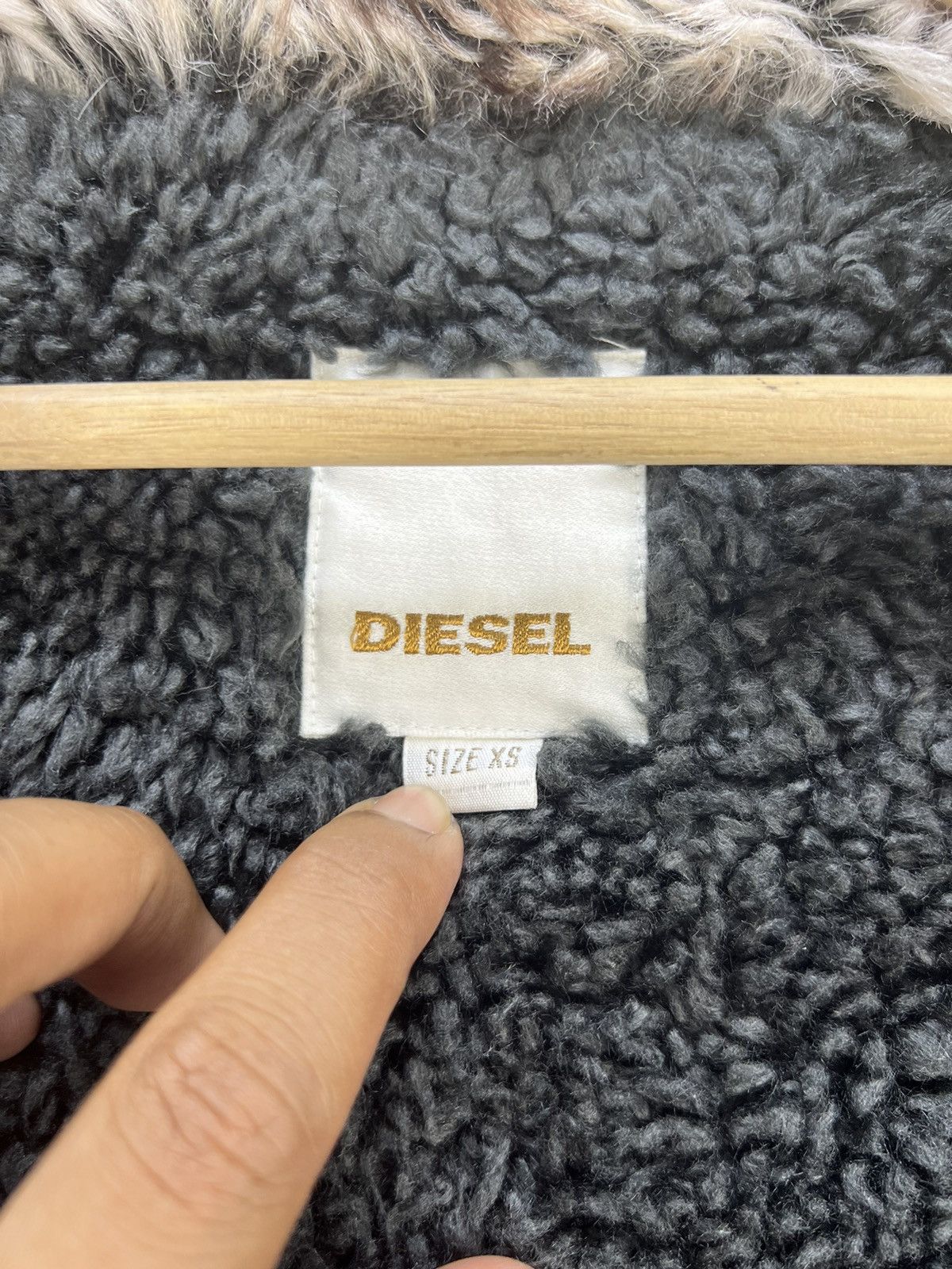 Diesel 🔥 SUNFADED DIESEL SOFT CHORE JACKET FUR COLAR Size US XS / EU 42 / 0 - 9 Thumbnail