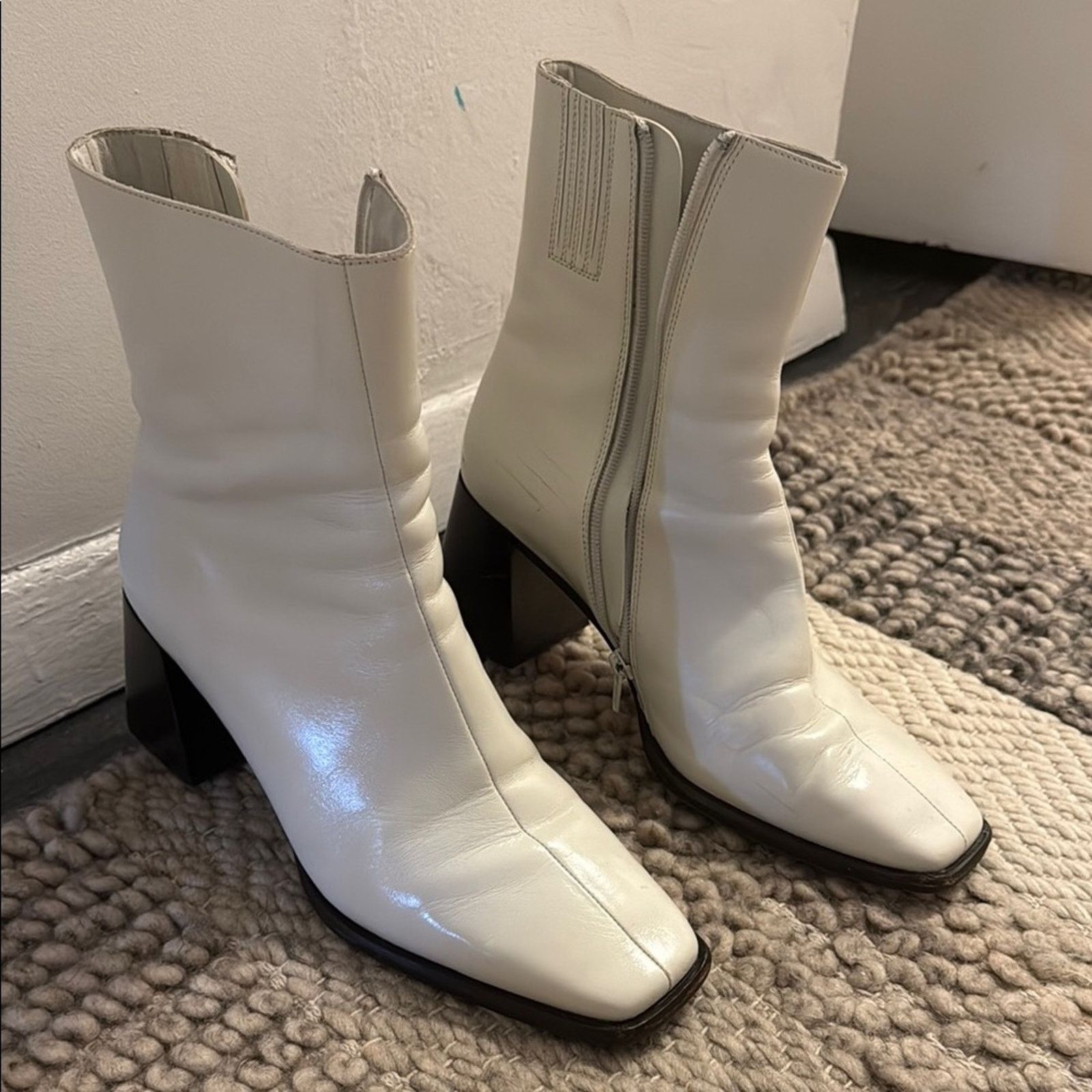 Jeffrey Campbell NWT Jeffrey Campbell White Ankle Boots Size 9 Size US 9 / IT 39 - 1 Thumbnail