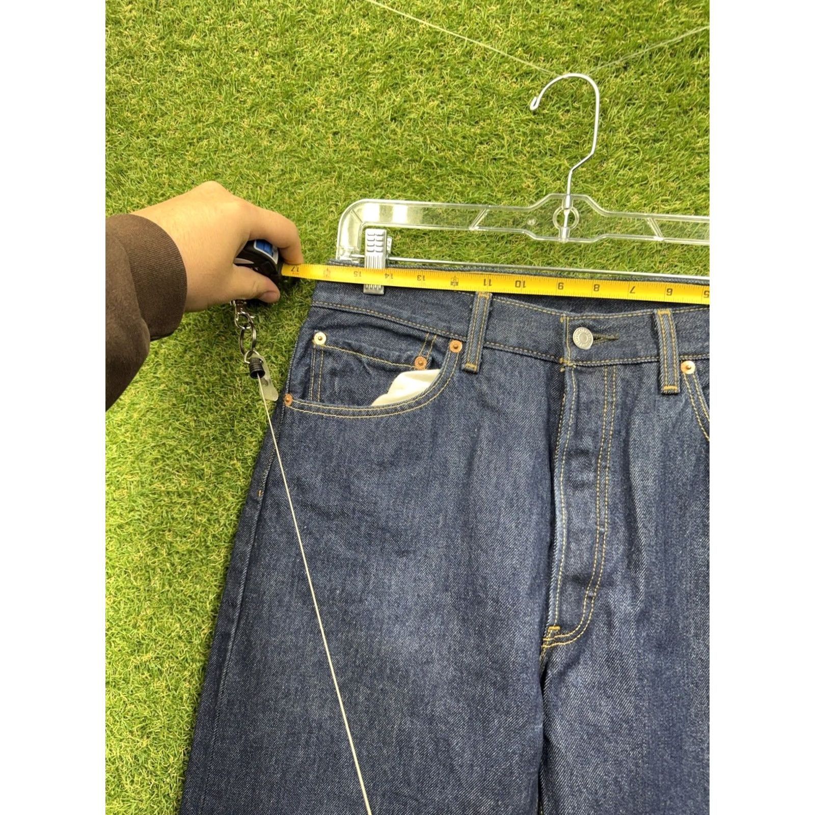 Levi's VINTAGE Levi's 501 XX Jeans Mens 34x34 Button Fly Dark Wash Denim Straight 5-Pocket USA 90s Mens Size US 34 / EU 50 - 3 Thumbnail