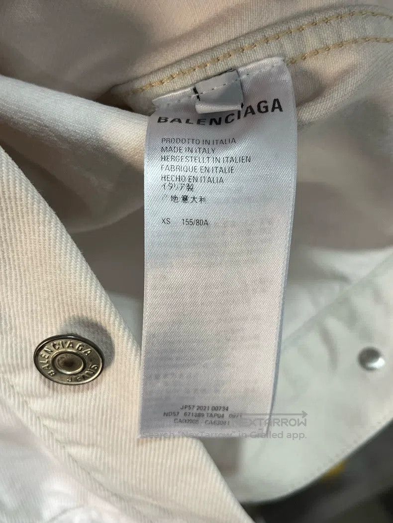 Balenciaga Balenciaga Embroidered white denim jacket Size US XS / EU 42 / 0 - 6 Thumbnail