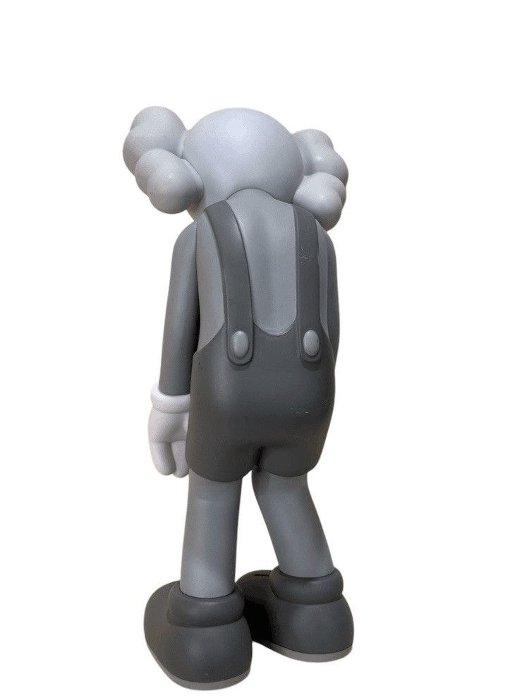 Kaws Small Lie Companion Vinyl Figure