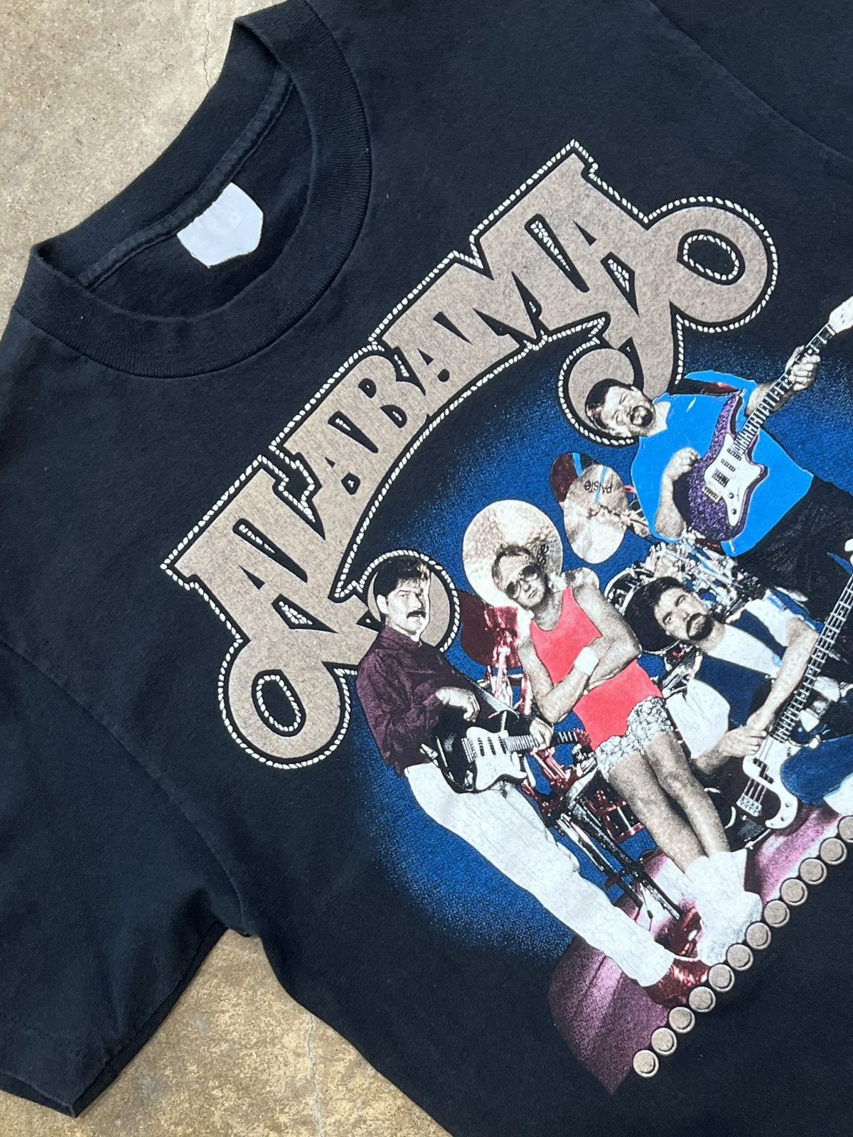 Band Tees Vintage 90s Alabama Just Havin Fun Concert Tee Large Size US L / EU 52-54 / 3 - 1 Thumbnail