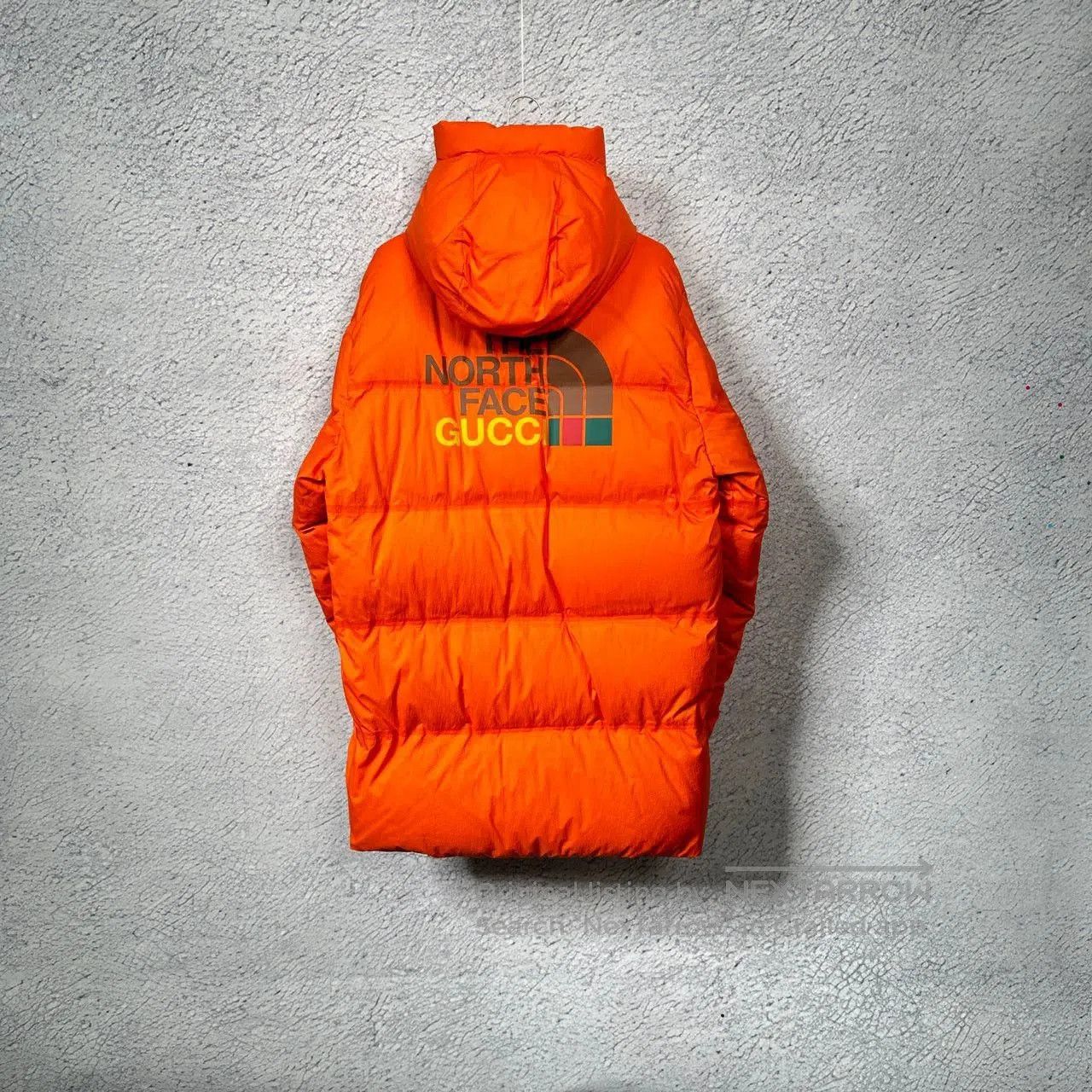 Gucci gucci the north face orange logo down jacket. Size US XL / EU 56 / 4 - 2 Thumbnail