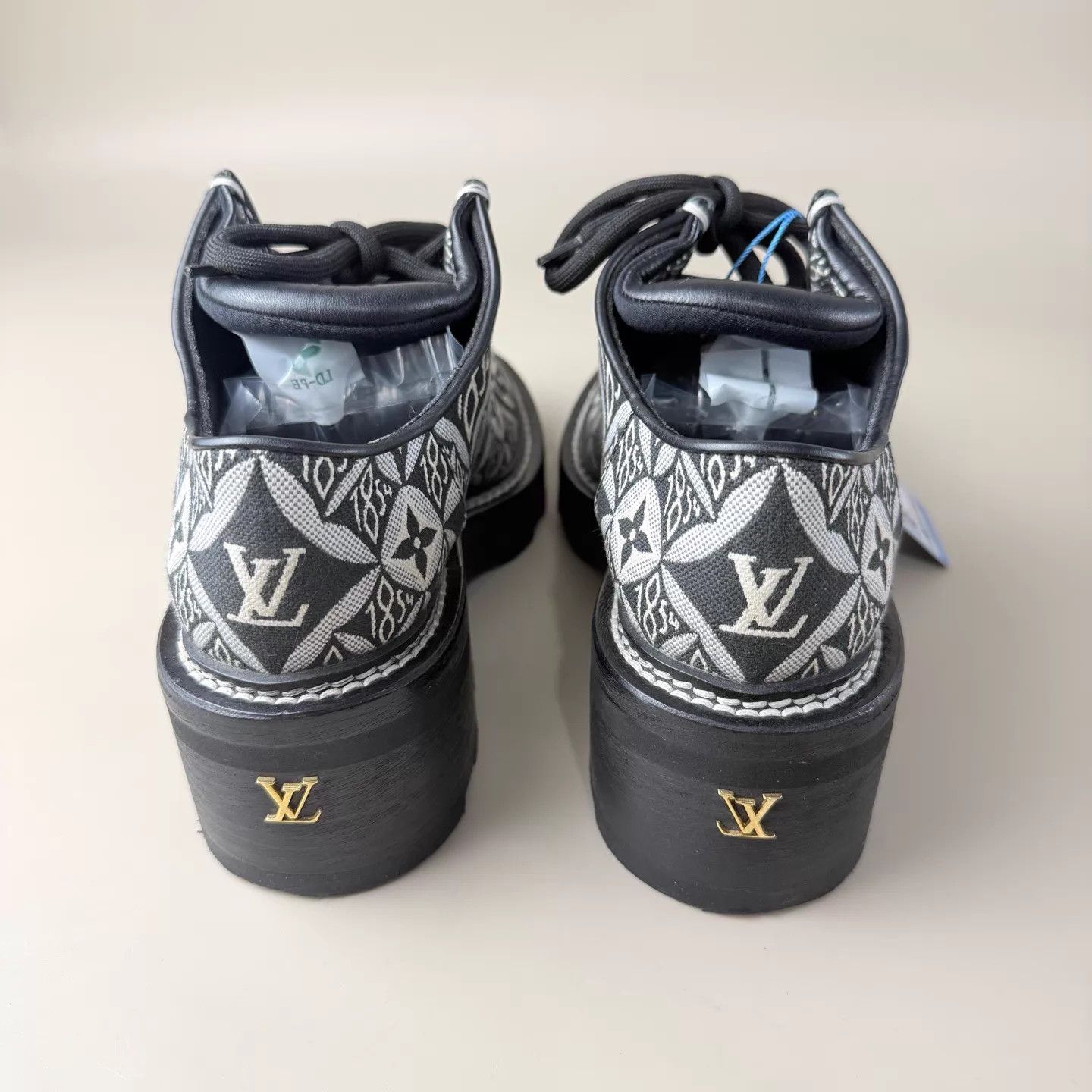 Louis Vuitton LV 1854 Print Embroidered Loafer EU35.5 99New Size US 5 / IT 35 - 3 Thumbnail