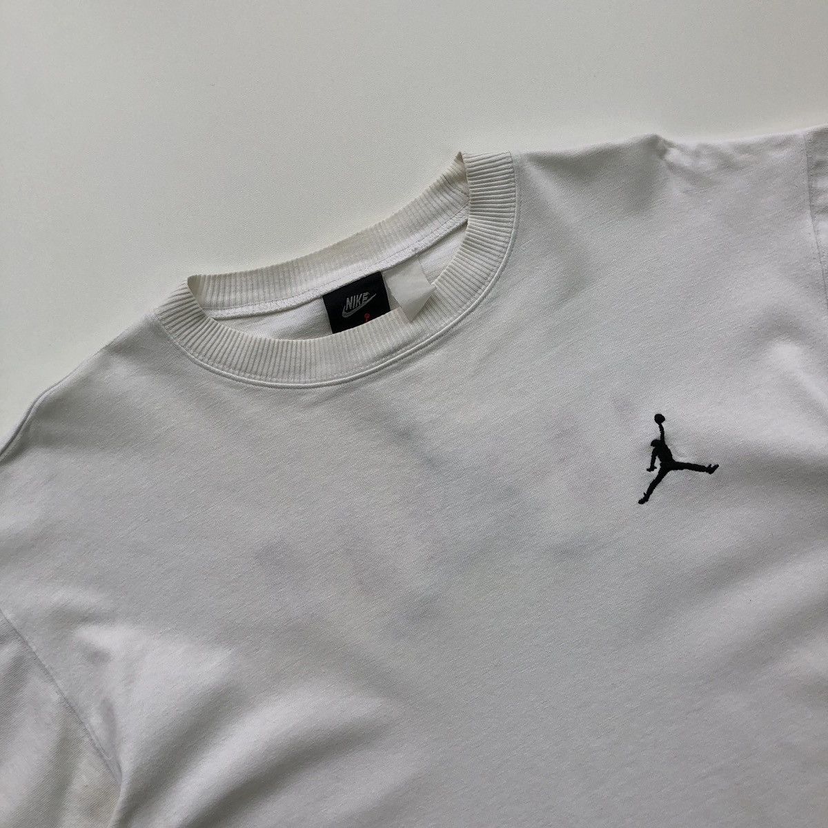Jordan Brand Nike Air Jordan 90’s Embroidery Logo Vintage T-Shirt White Size US M / EU 48-50 / 2 - 3 Thumbnail