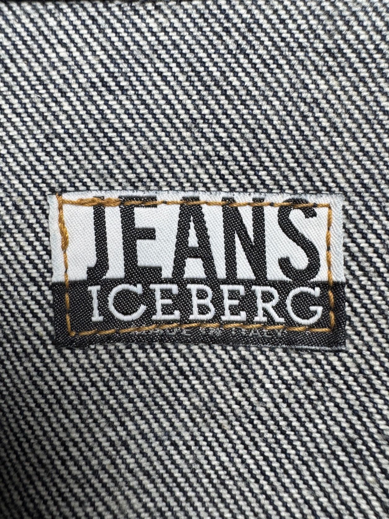 Iceberg Iceberg Jeans zip indigo blue big logo denim trucker jacket Size US XXL / EU 58 / 5 - 12 Thumbnail