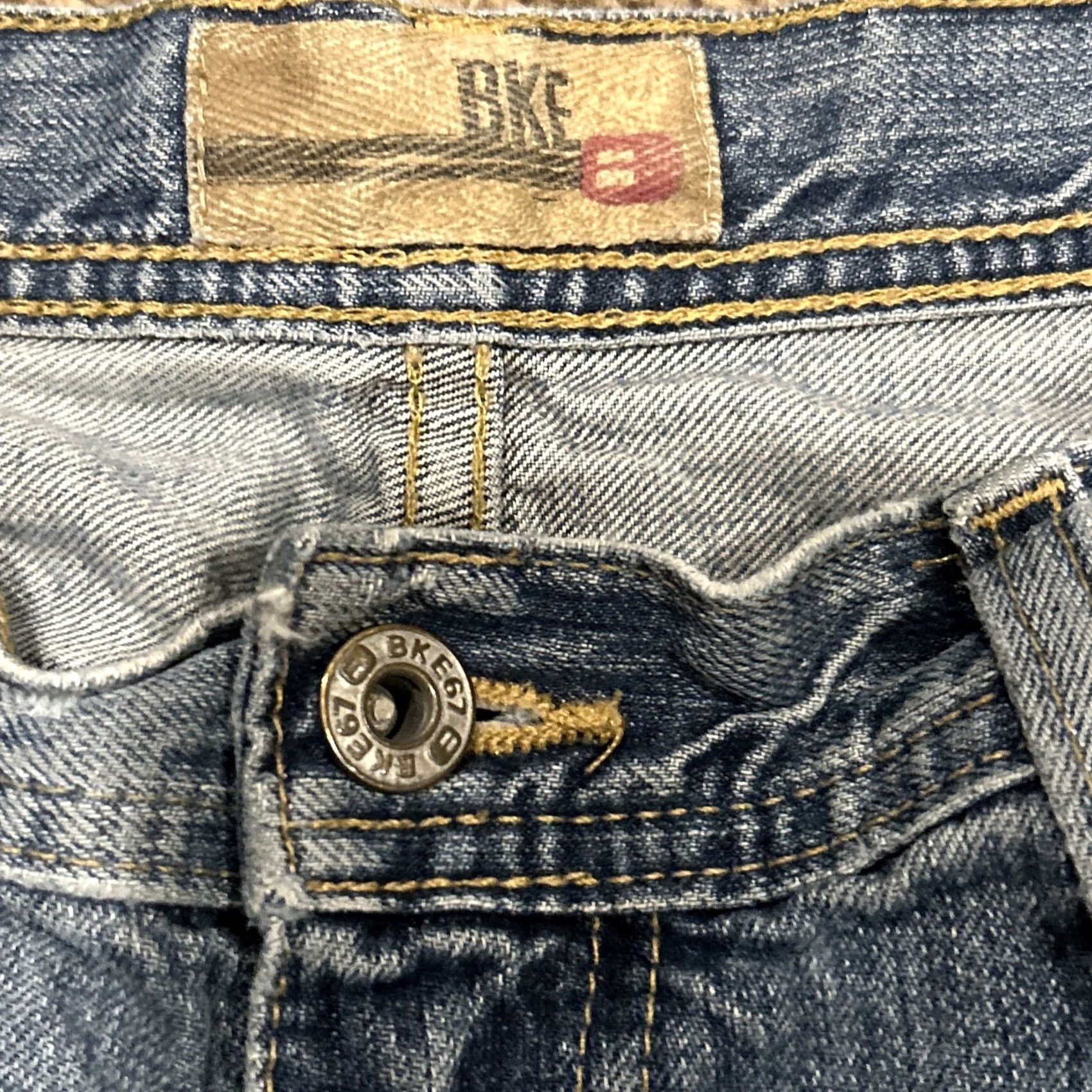 Vintage BKE Marshall Jeans Men Regular Bootcut Denim 32R Cotton Blue mid Cowboy Pockets Inseam 31” Size 32 31in Buckle Bke Mexico Size US 32 / EU 48 - 4 Thumbnail