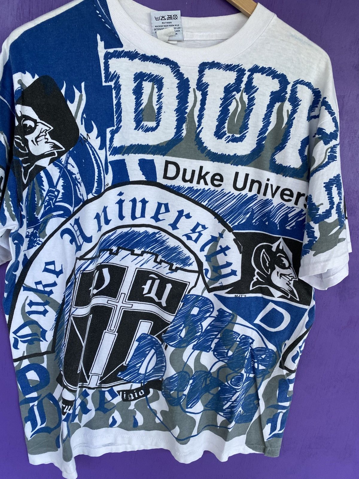 Other Vintage 90s Magic Johnson Duke blue devils AOP t-shirt Size US L / EU 52-54 / 3 - 3 Thumbnail